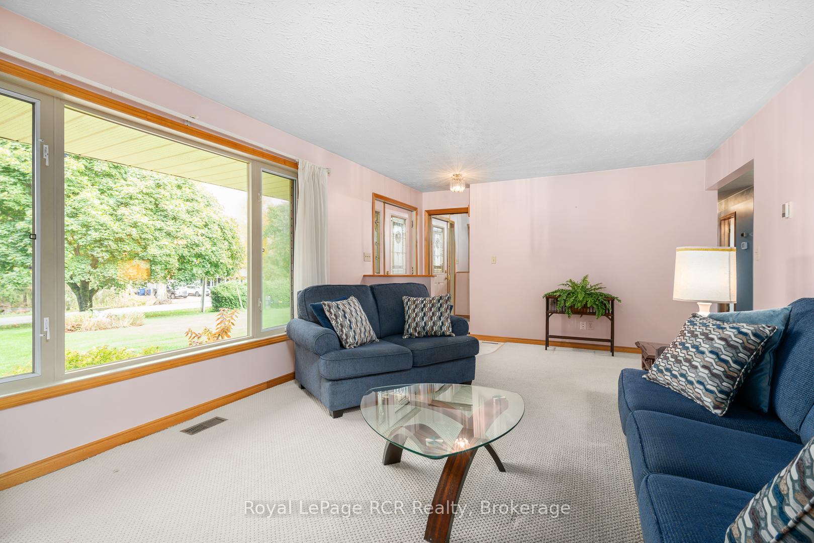 Photo 11 of 347 Augusta Street, West Grey — HOMEH