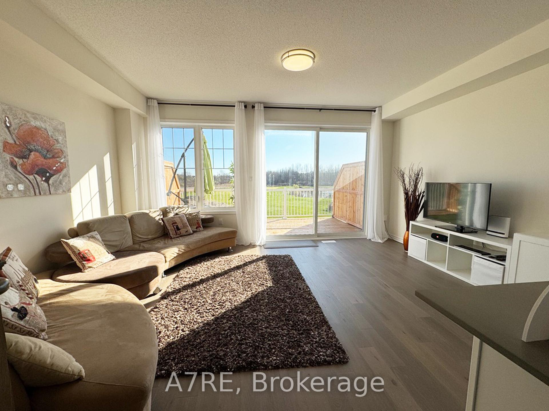 Photo 9 of 27 Sama Way, Wasaga Beach — HOMEH