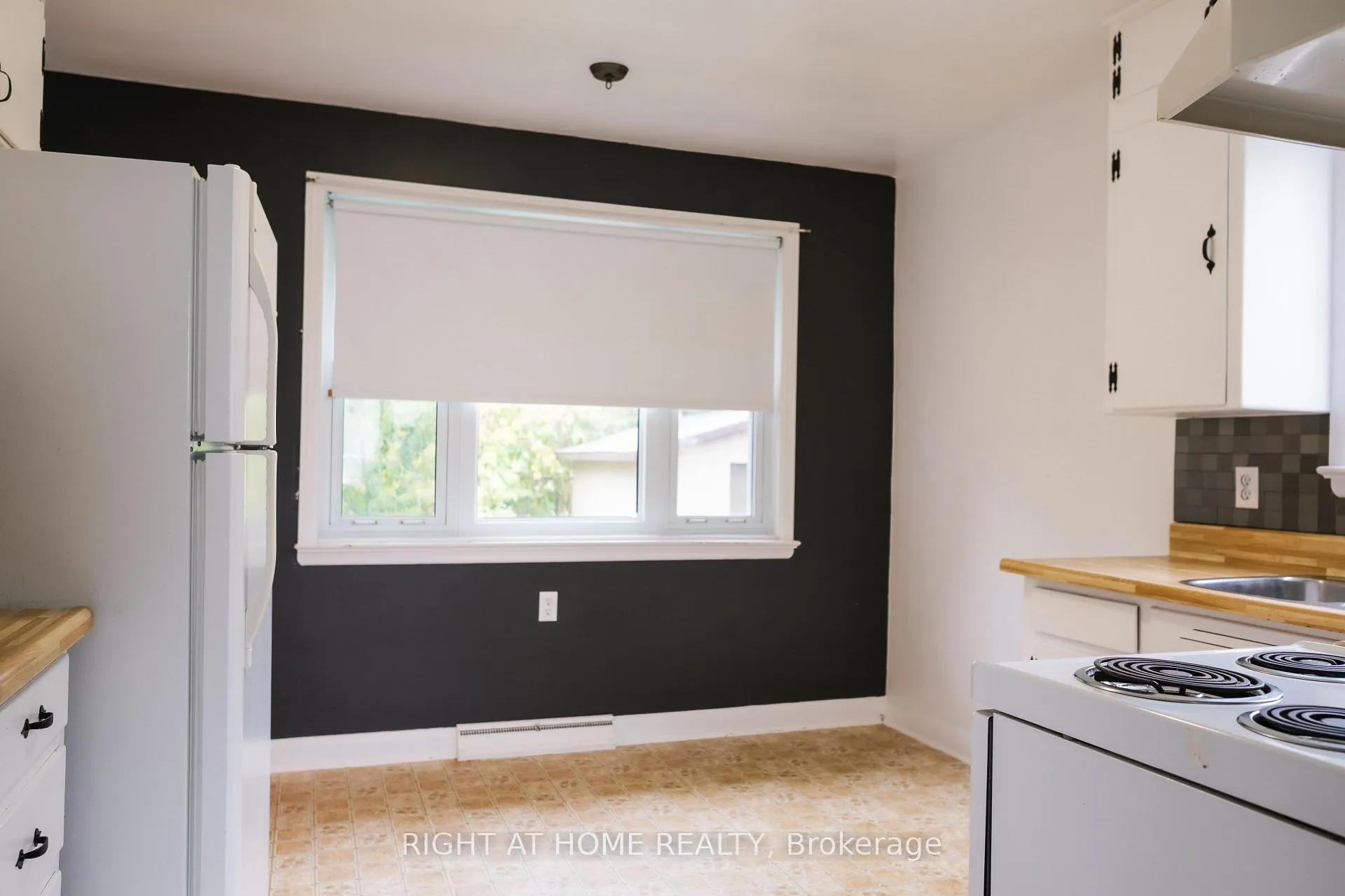 Photo 8 of 111 Landrigan Street, Arnprior — HOMEH