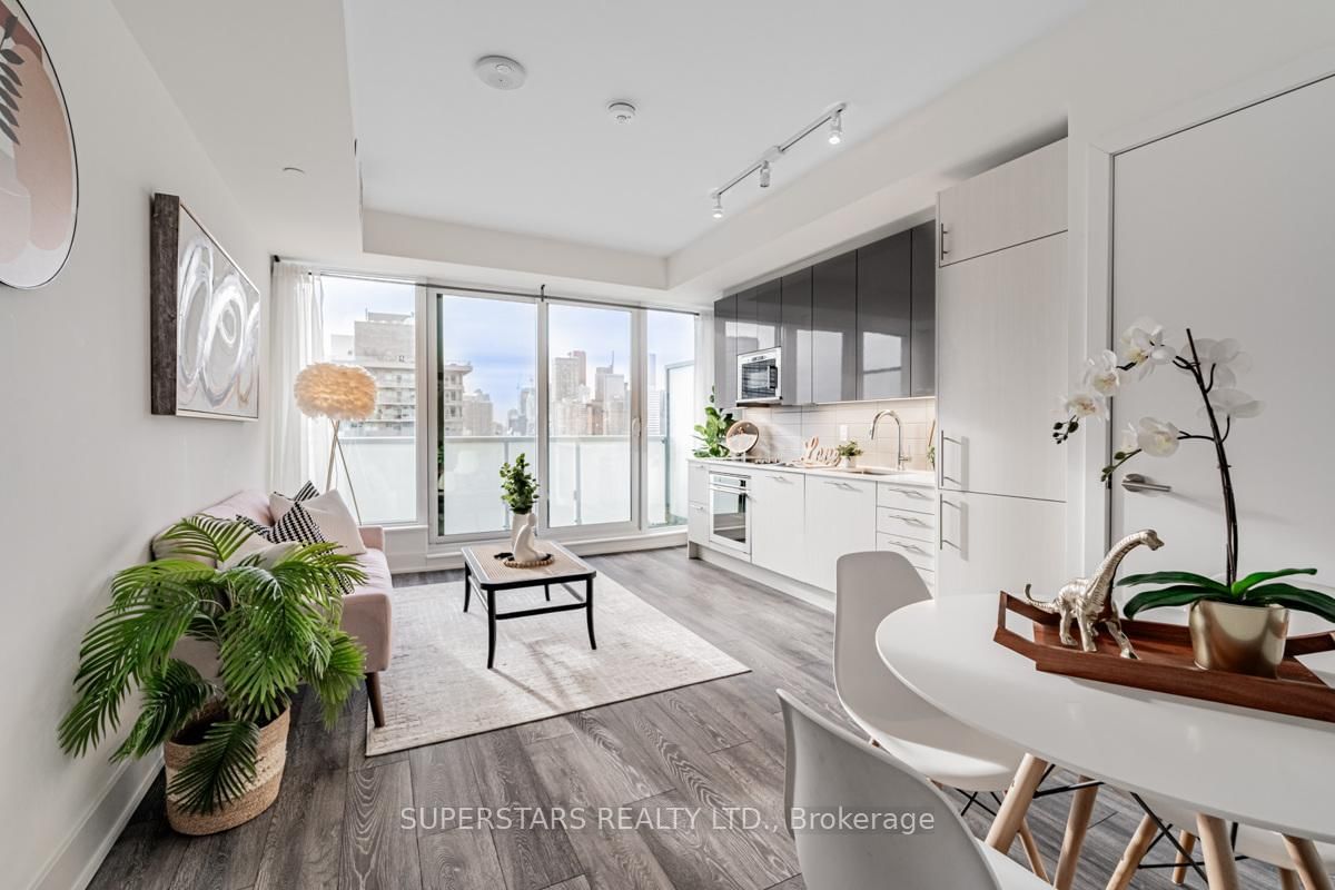 Photo 10 of Unit 2613, 403 Church St, Toronto, Church-Yonge Corridor — HOMEH