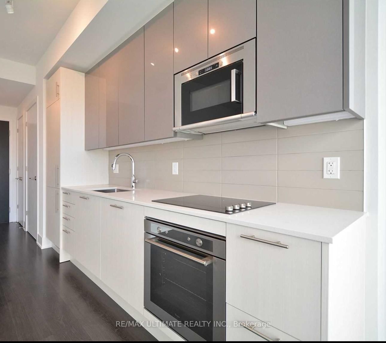 Photo 3 of Unit 3104, 403 Church St, Toronto, Church-Yonge Corridor — HOMEH