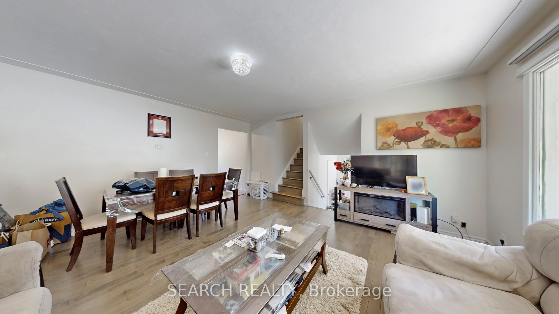 Photo 8 of 152 Weber Street N, Waterloo, Lincoln Heights — HOMEH