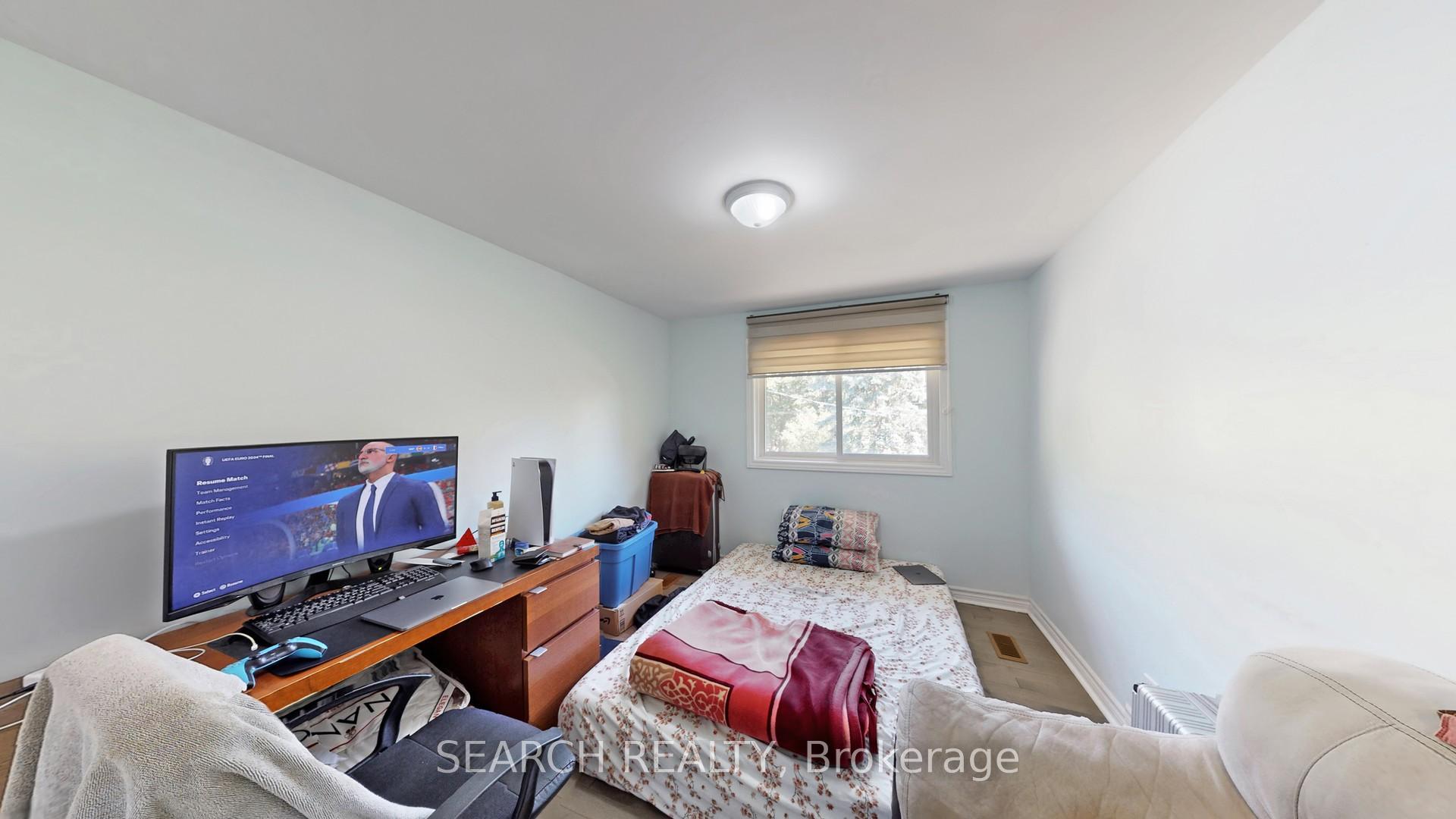 Photo 21 of 152 Weber Street N, Waterloo, Lincoln Heights — HOMEH