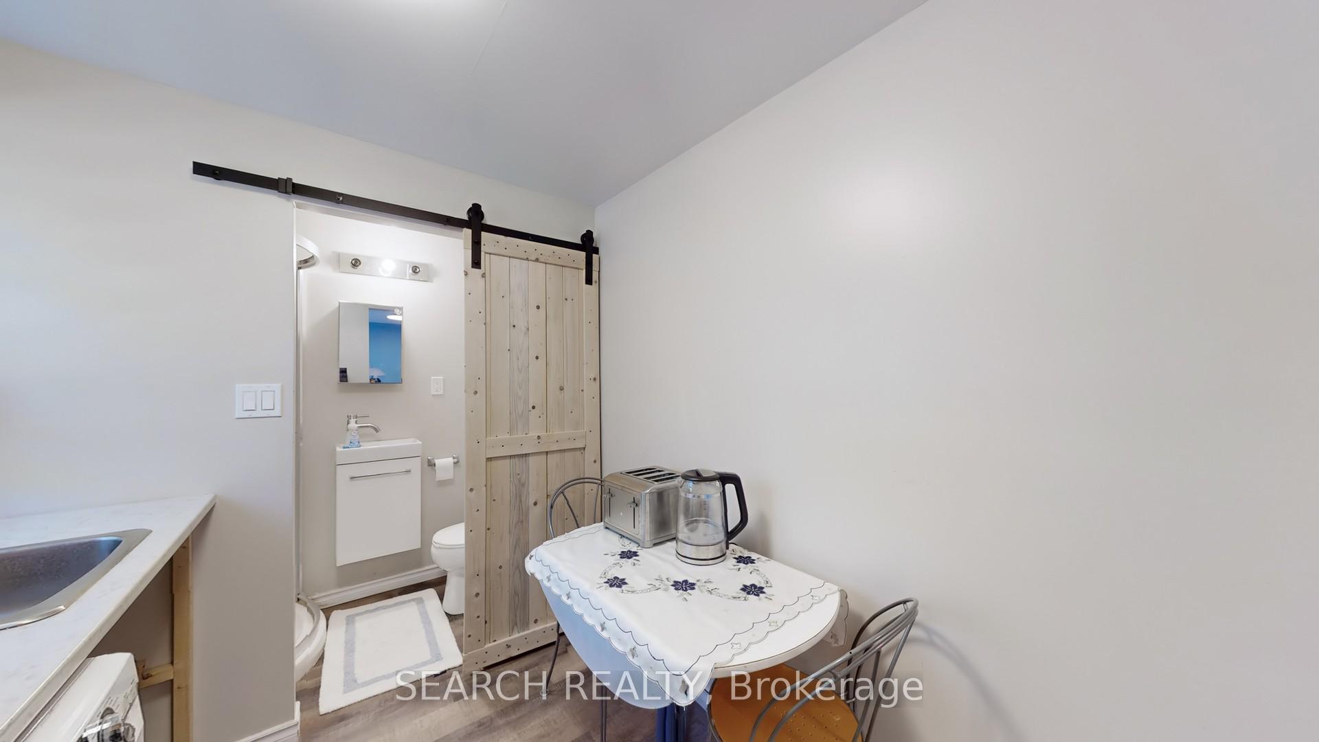 Photo 27 of 152 Weber Street N, Waterloo, Lincoln Heights — HOMEH