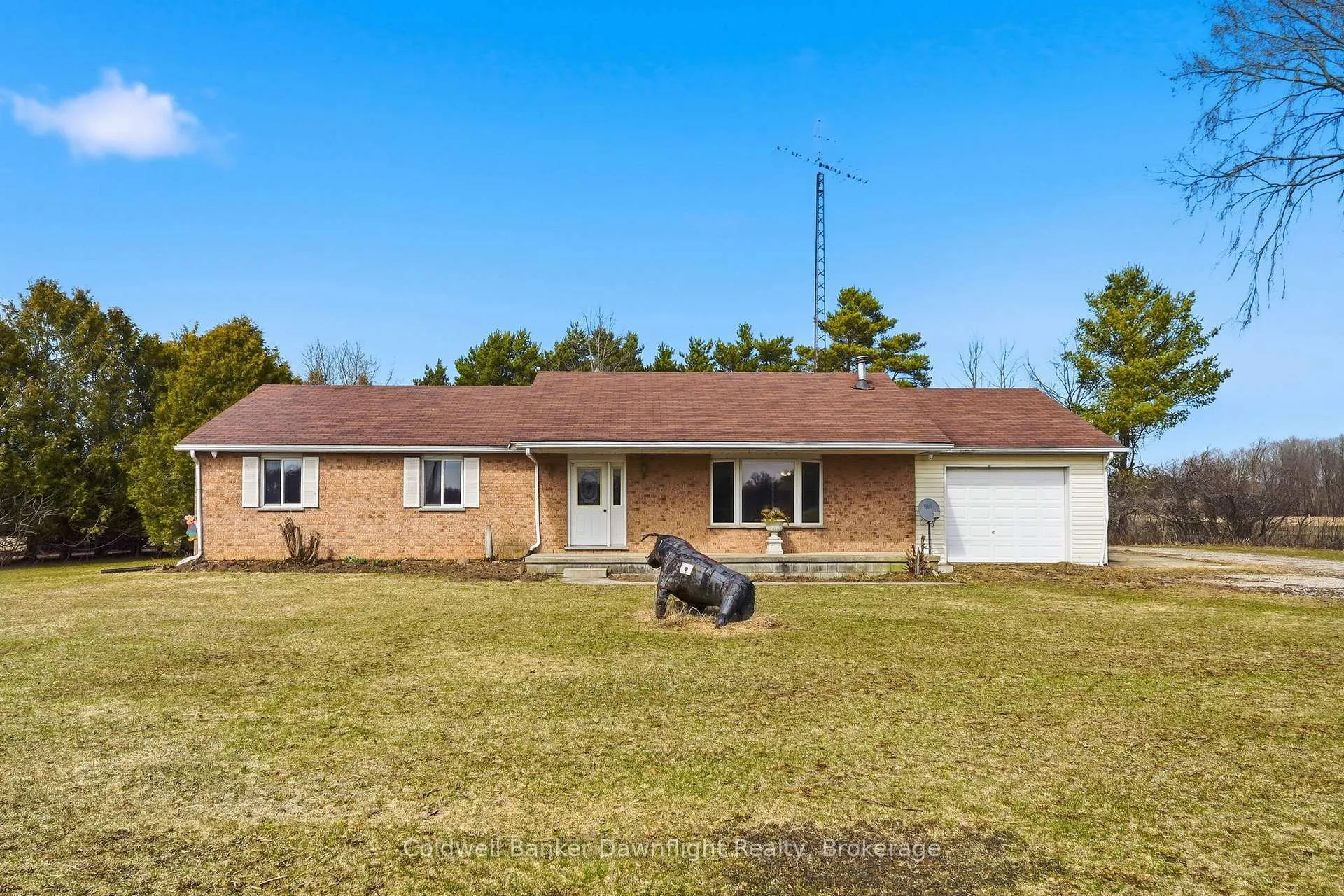 Photo 3 of 38130 Maitland Block Road, Central Huron, Hullett — HOMEH