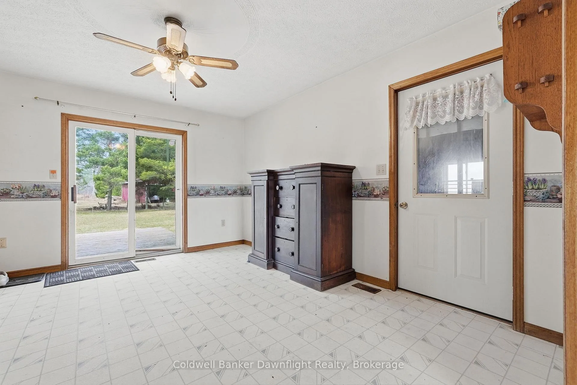 Photo 7 of 38130 Maitland Block Road, Central Huron, Hullett — HOMEH