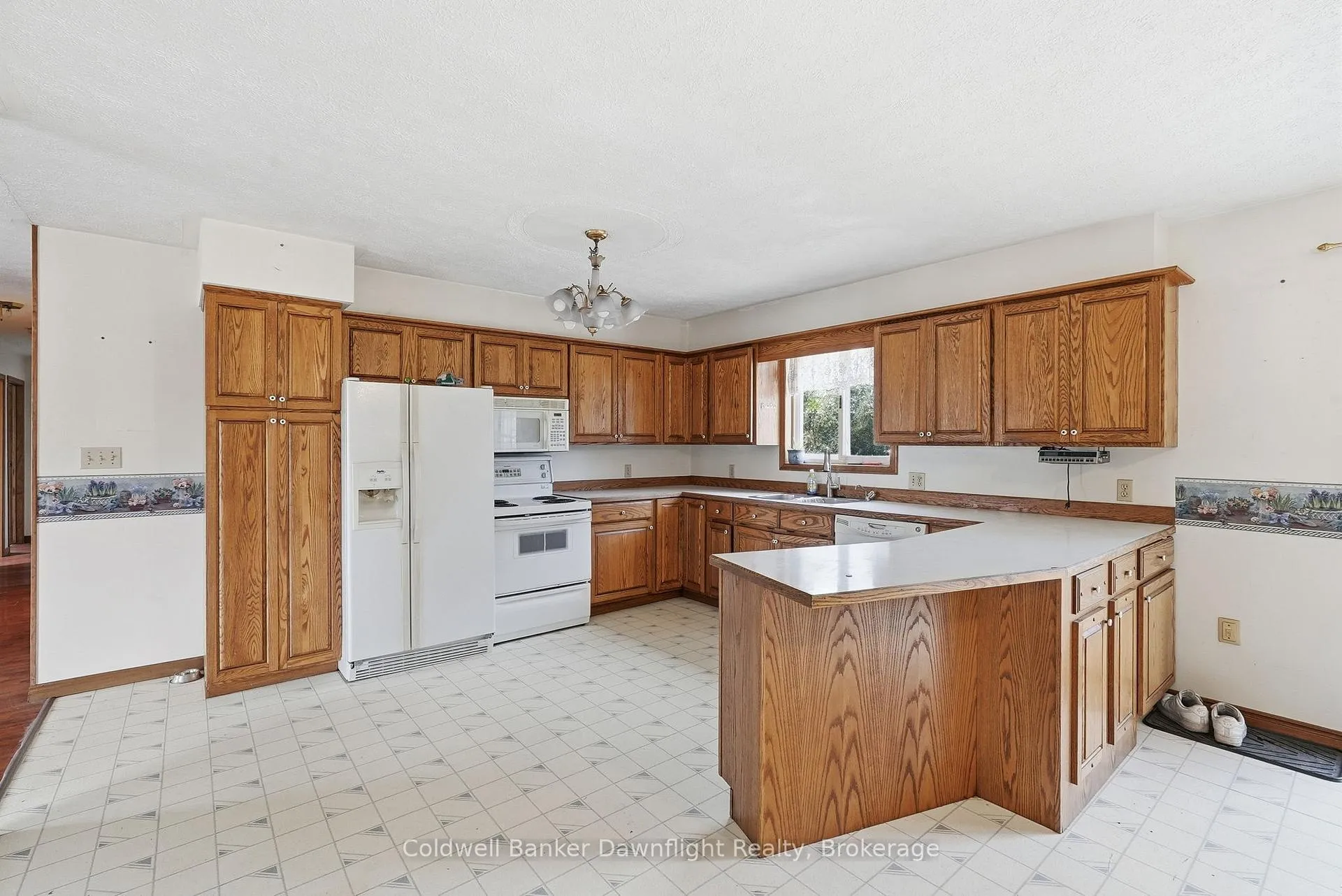 Photo 9 of 38130 Maitland Block Road, Central Huron, Hullett — HOMEH