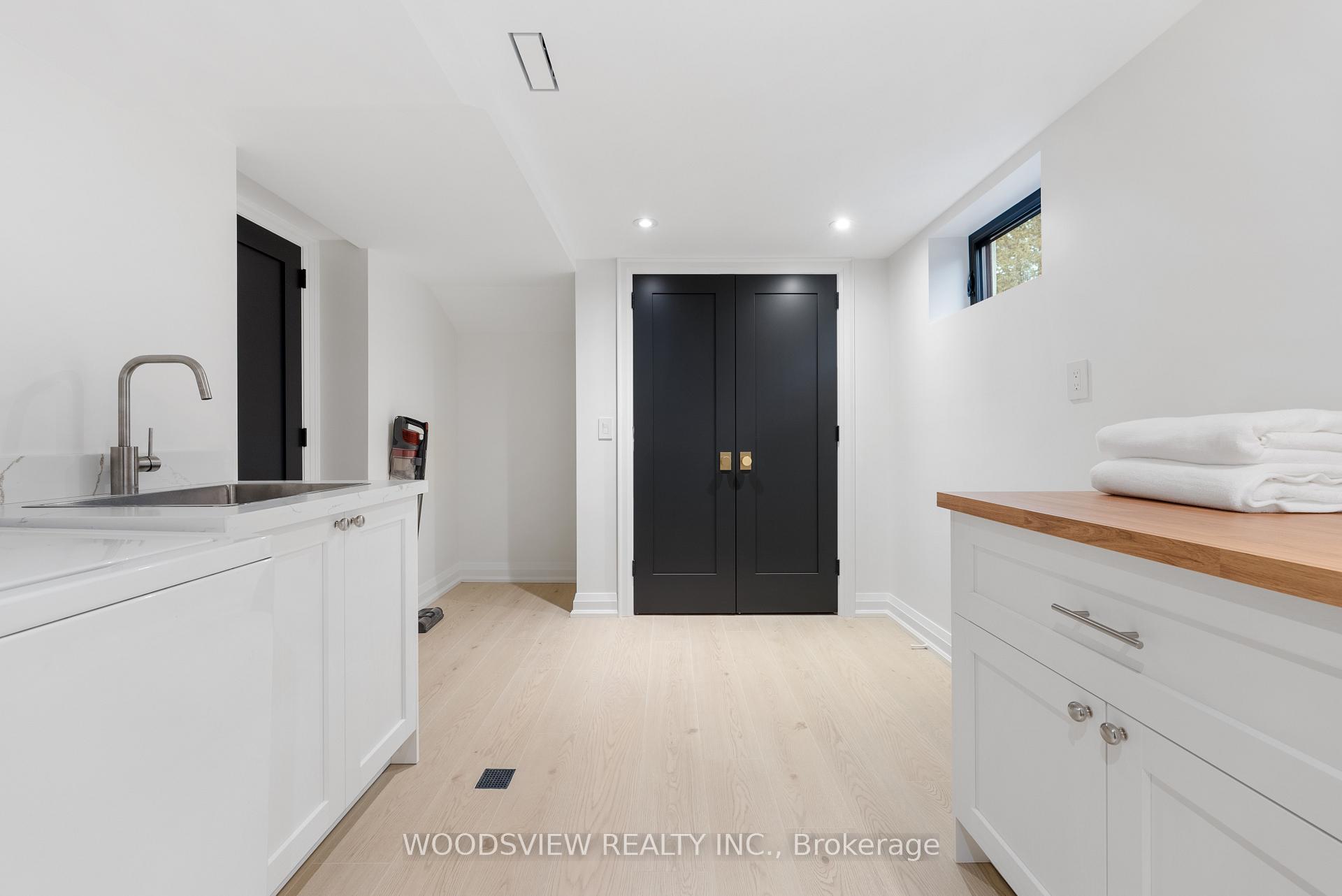 Photo 16 of 51 Durham Road 13, Uxbridge, Rural Uxbridge — HOMEH