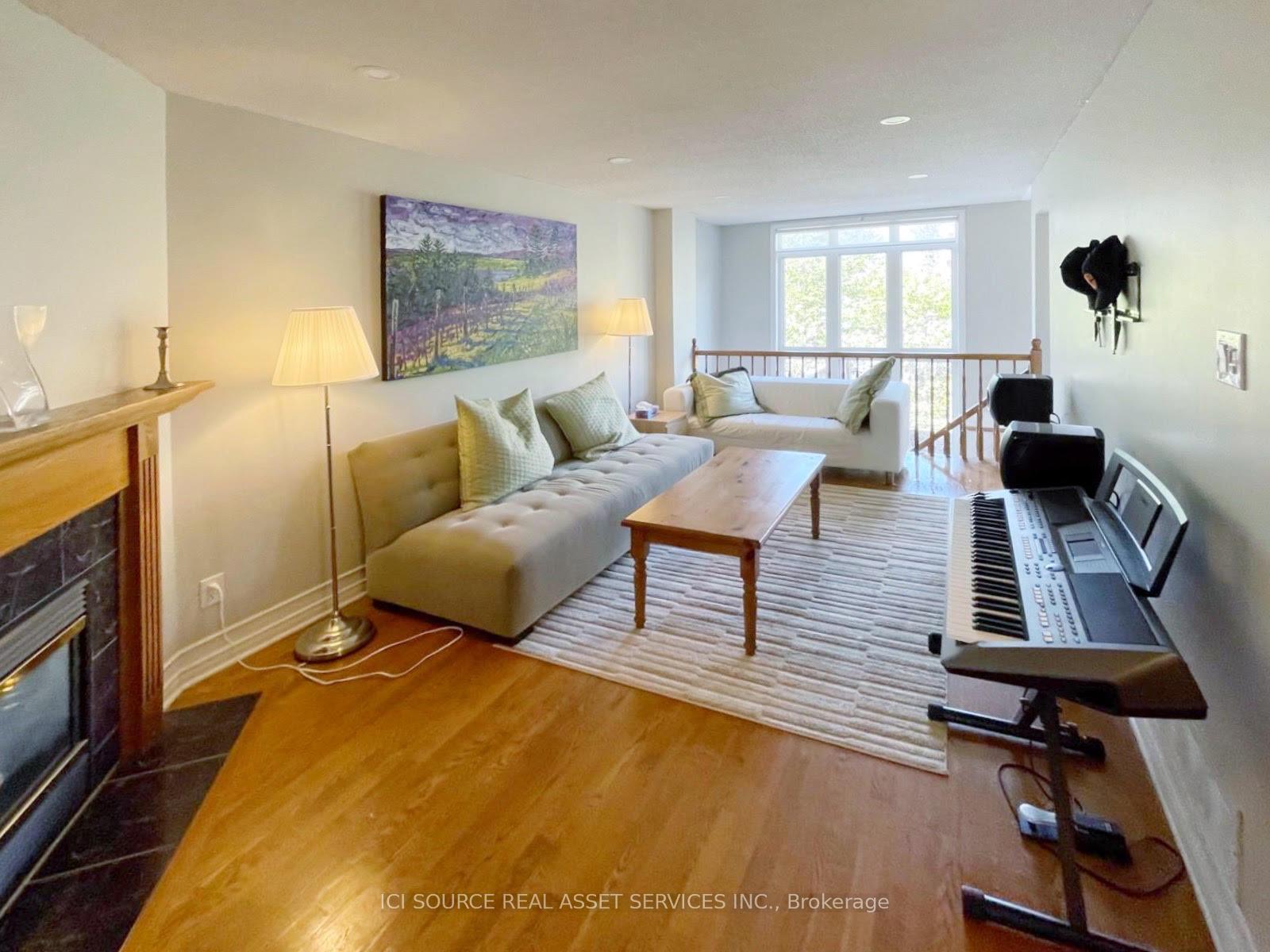Photo 2 of 5 Great Oak Private, Ottawa, Riverview Park — HOMEH