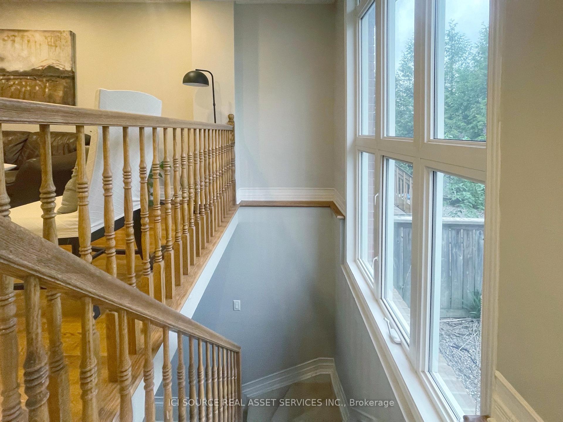 Photo 8 of 5 Great Oak Private, Ottawa, Riverview Park — HOMEH