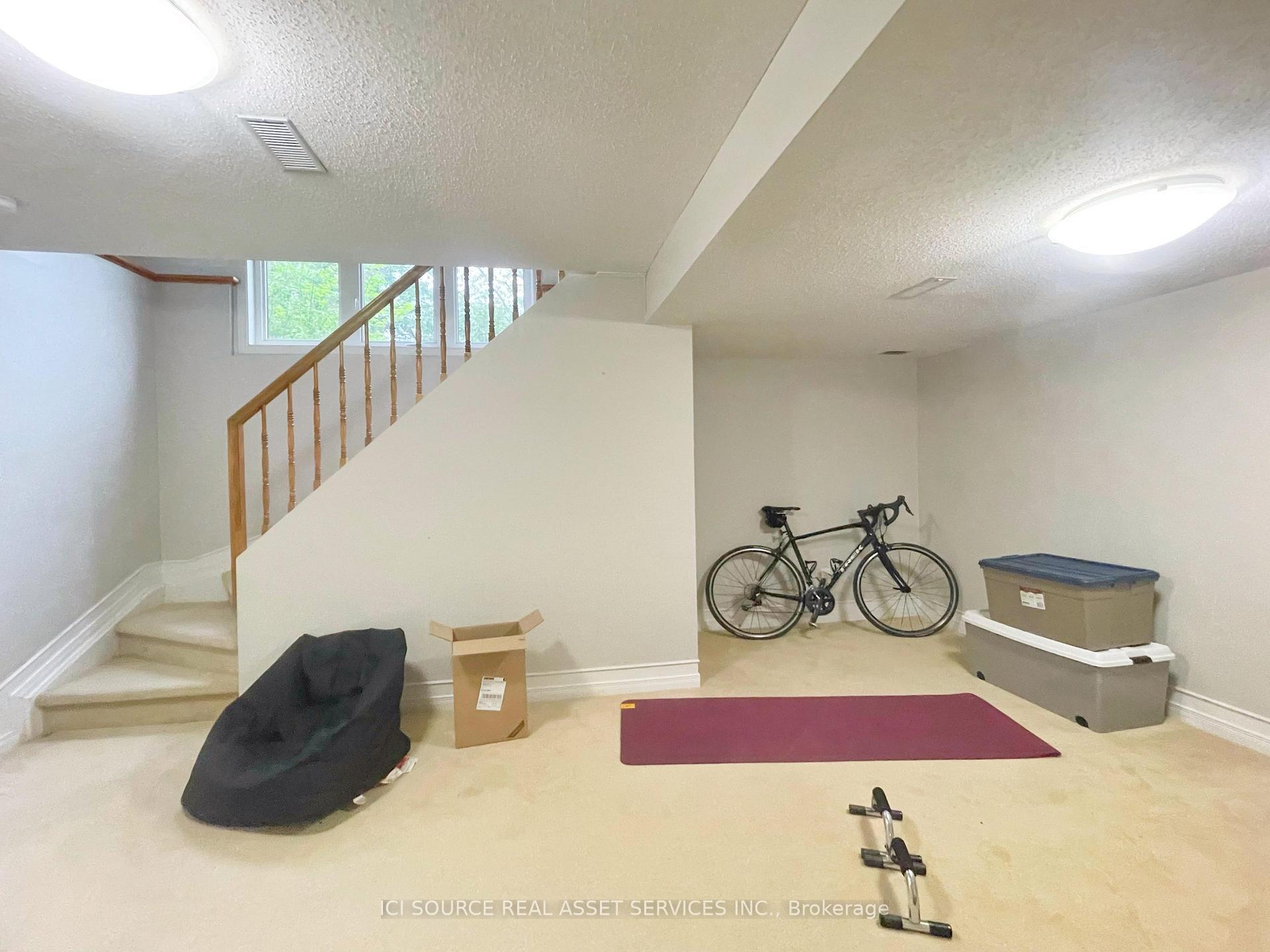 Photo 11 of 5 Great Oak Private, Ottawa, Riverview Park — HOMEH