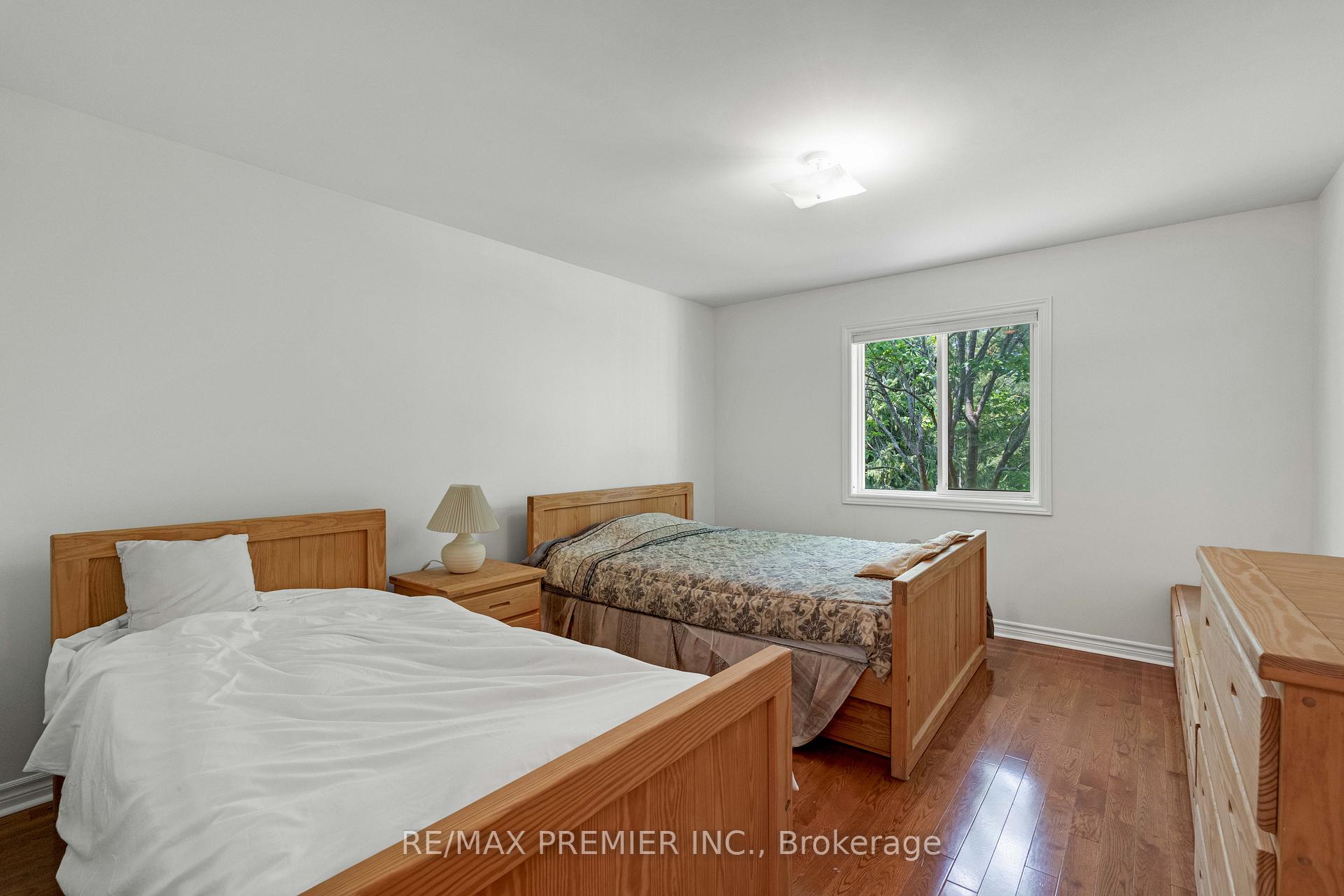 Photo 13 of 6 Rose Valley Way, Wasaga Beach — HOMEH