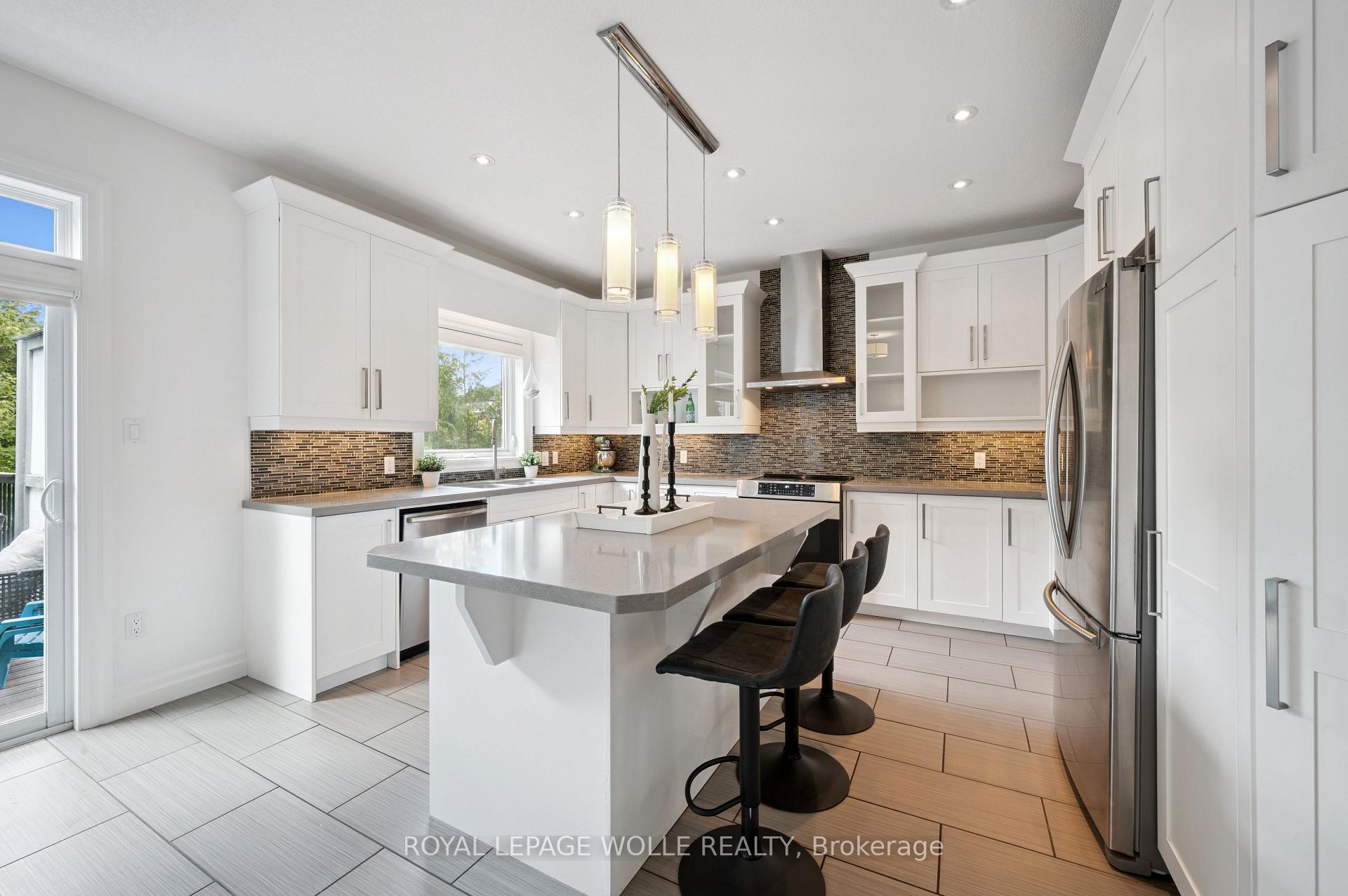 Photo 19 of 383 Red Osier Road, Waterloo — HOMEH