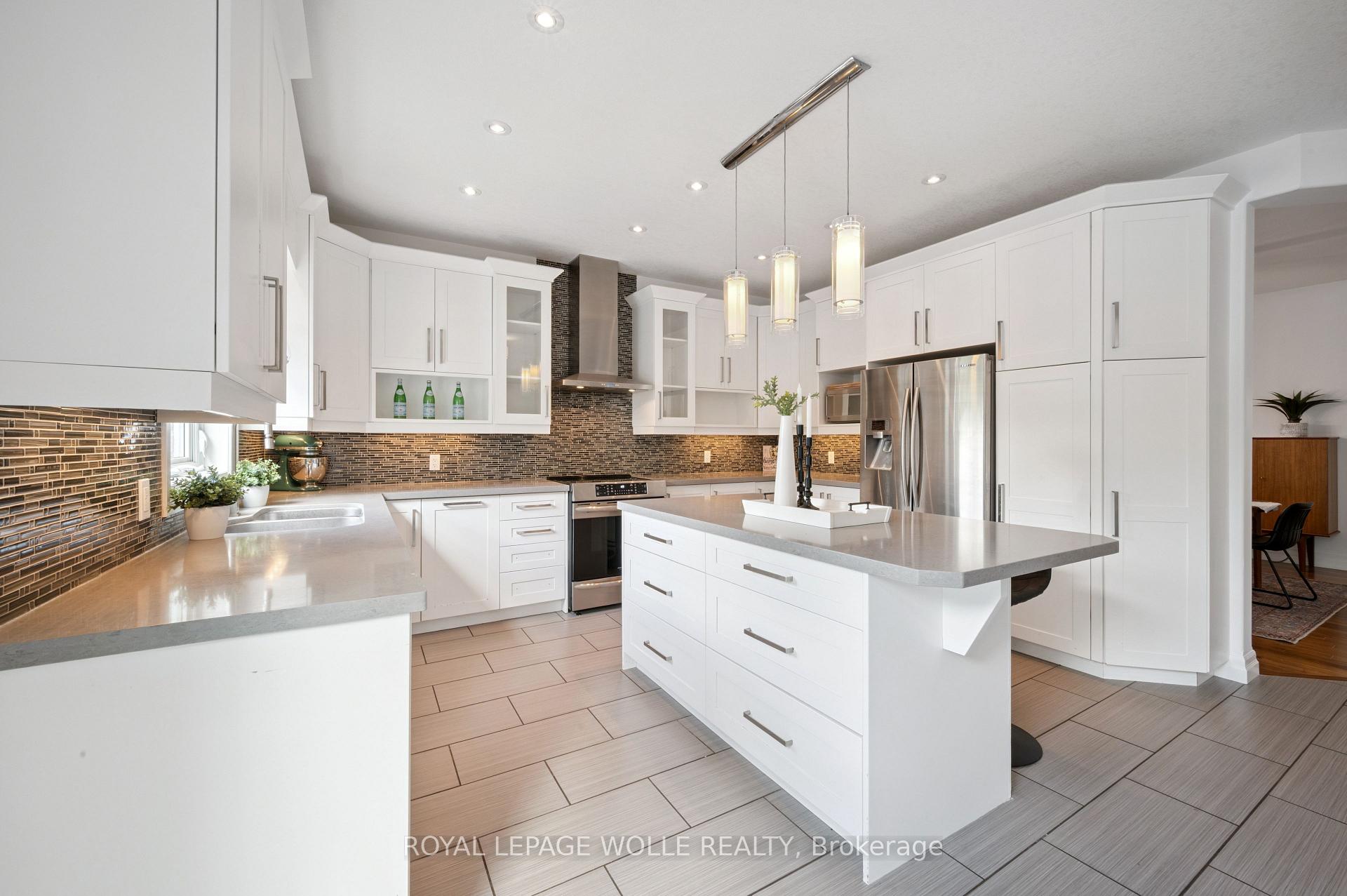 Photo 20 of 383 Red Osier Road, Waterloo — HOMEH