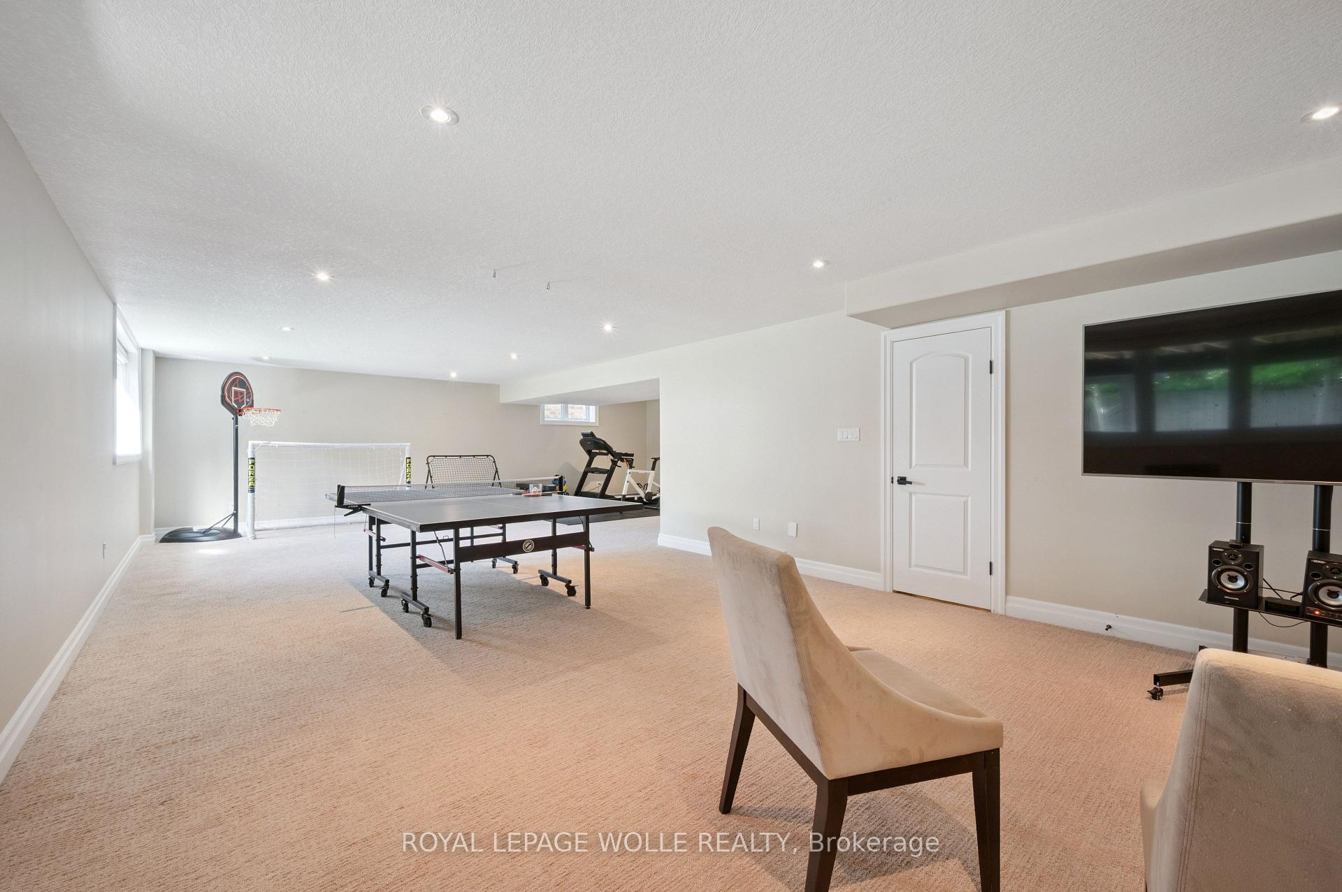 Photo 35 of 383 Red Osier Road, Waterloo — HOMEH