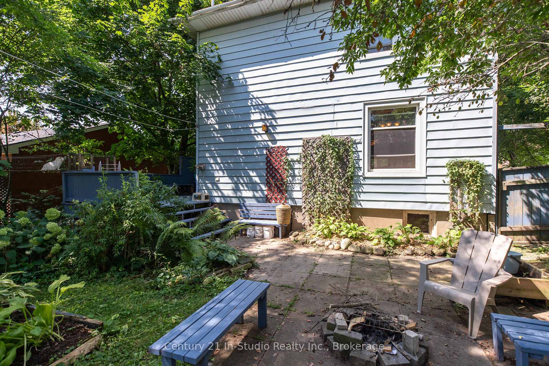 Photo 5 of 239 College Street N, West Grey — HOMEH