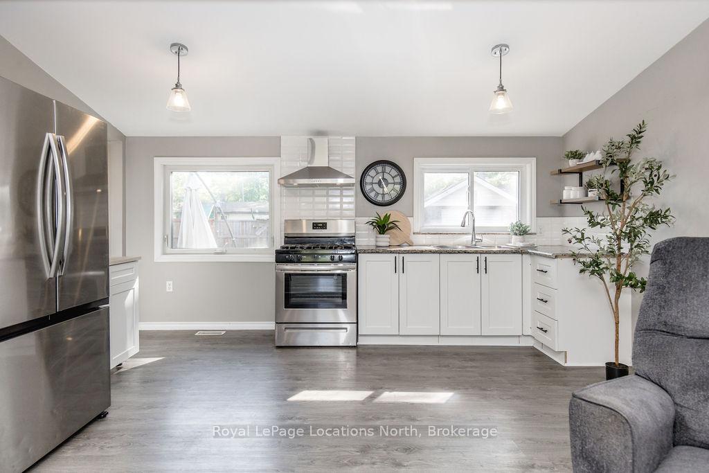 Photo 9 of 497 Oxbow Park Drive, Wasaga Beach — HOMEH