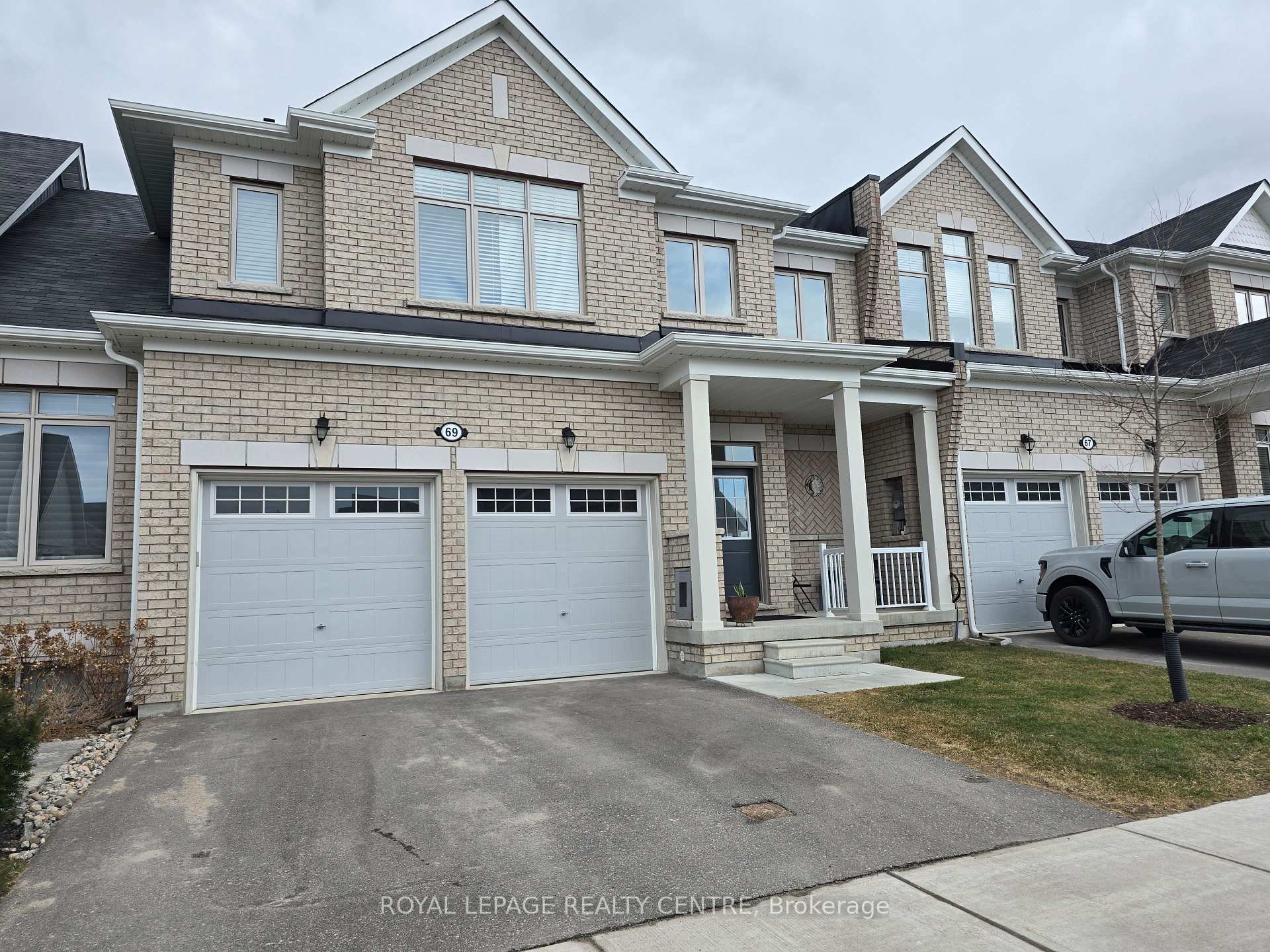 Front of 69 Bianca Crescent