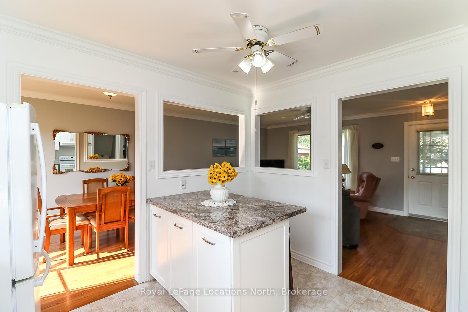 Photo 8 of 29 Innisbrook Drive, Wasaga Beach — HOMEH