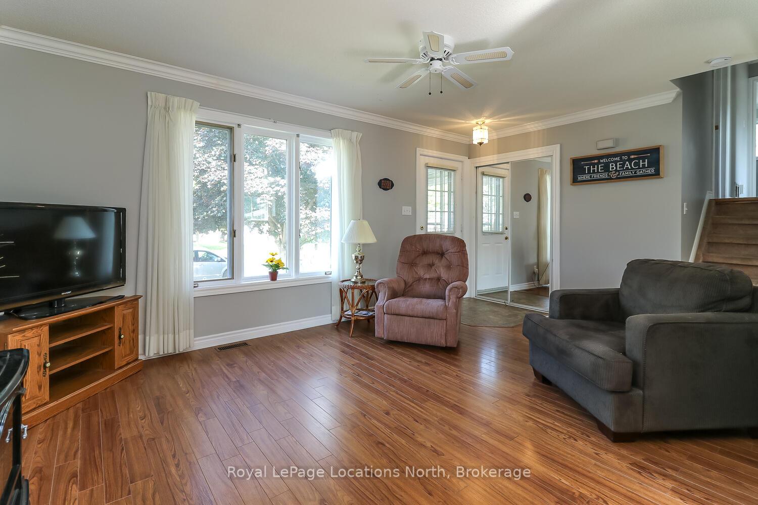 Photo 13 of 29 Innisbrook Drive, Wasaga Beach — HOMEH