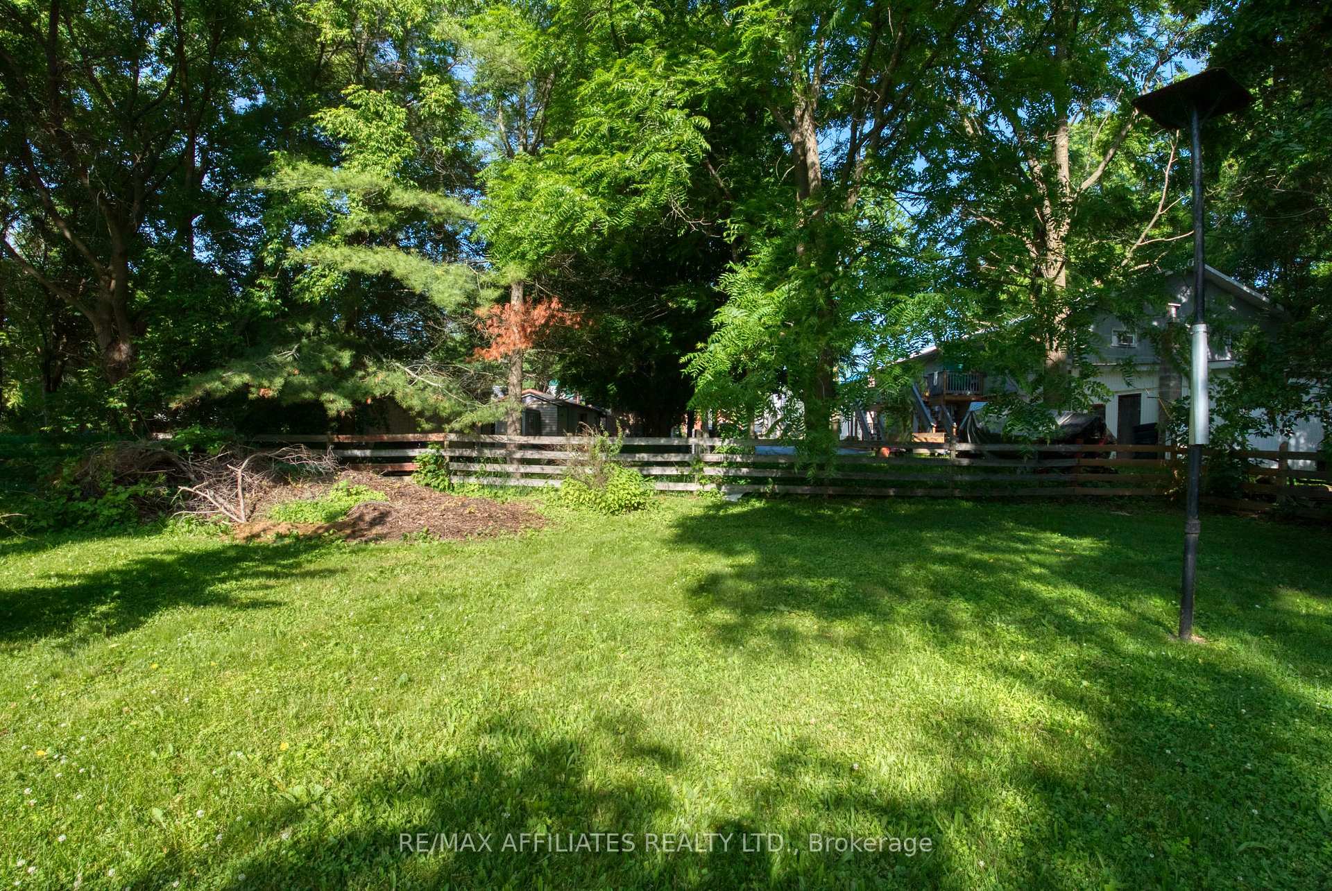 Photo 6 of 42 Main Street W, Westport — HOMEH