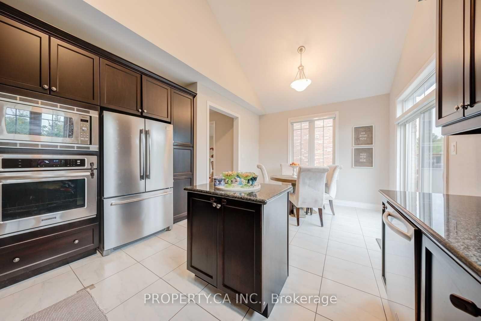 Photo 9 of 552 Valley Vista Drive, Vaughan, Patterson — HOMEH