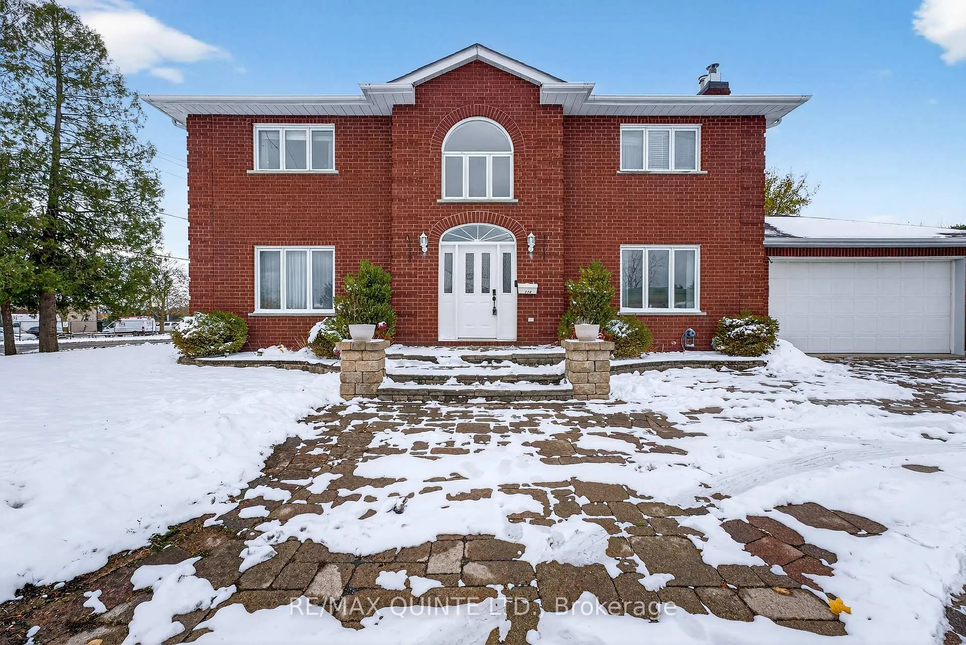 Photo 2 of 236 Palmer Road, Belleville, Belleville Ward — HOMEH