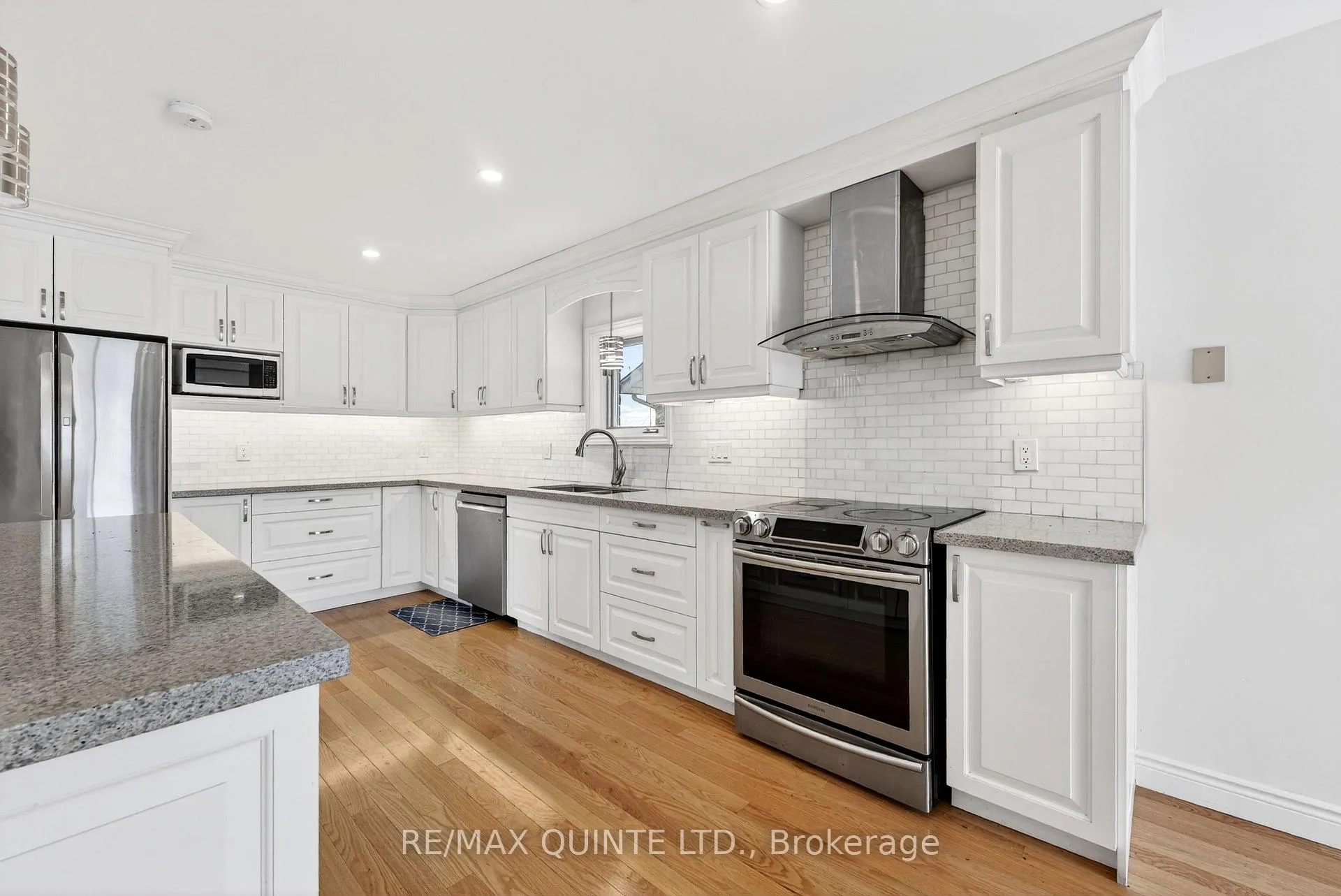 Photo 12 of 236 Palmer Road, Belleville, Belleville Ward — HOMEH