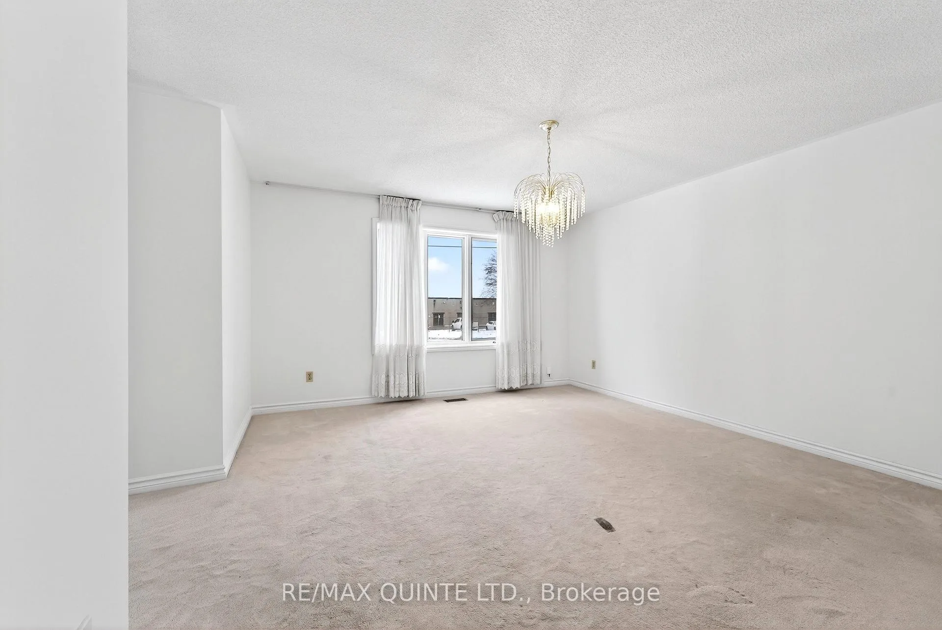 Photo 15 of 236 Palmer Road, Belleville, Belleville Ward — HOMEH