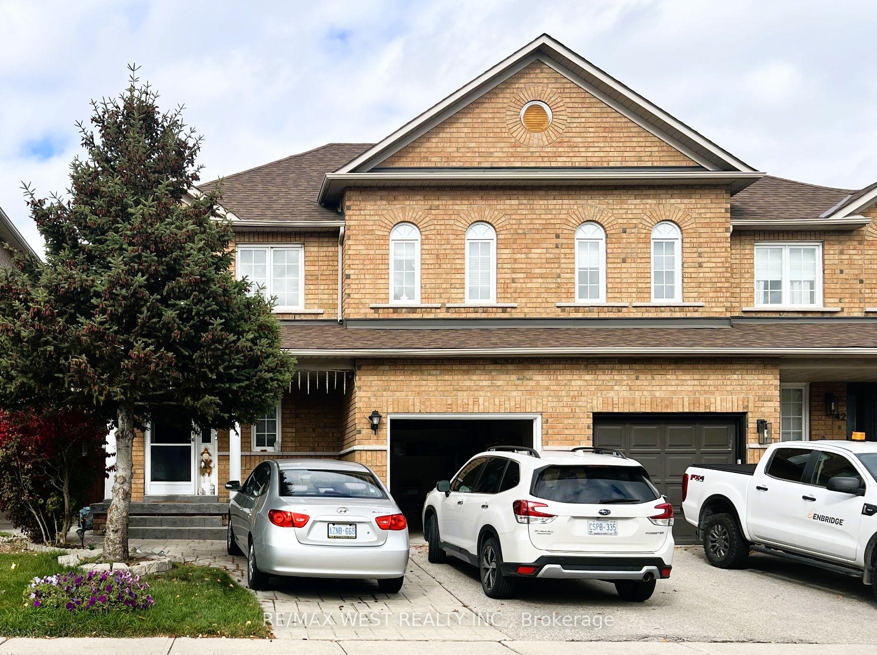 Front of 40 Toscana Road