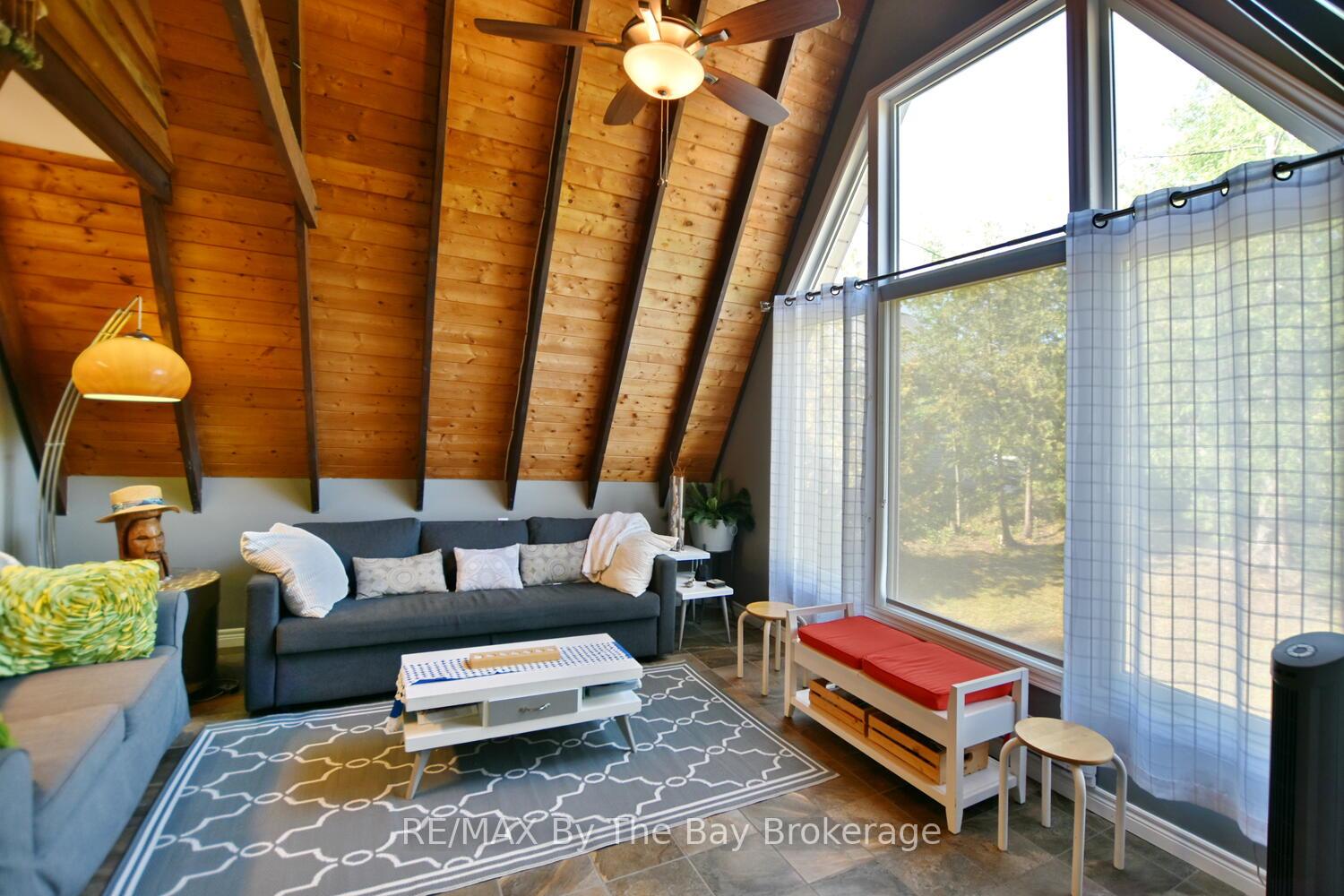 Photo 13 of 1335 River Road E, Wasaga Beach — HOMEH