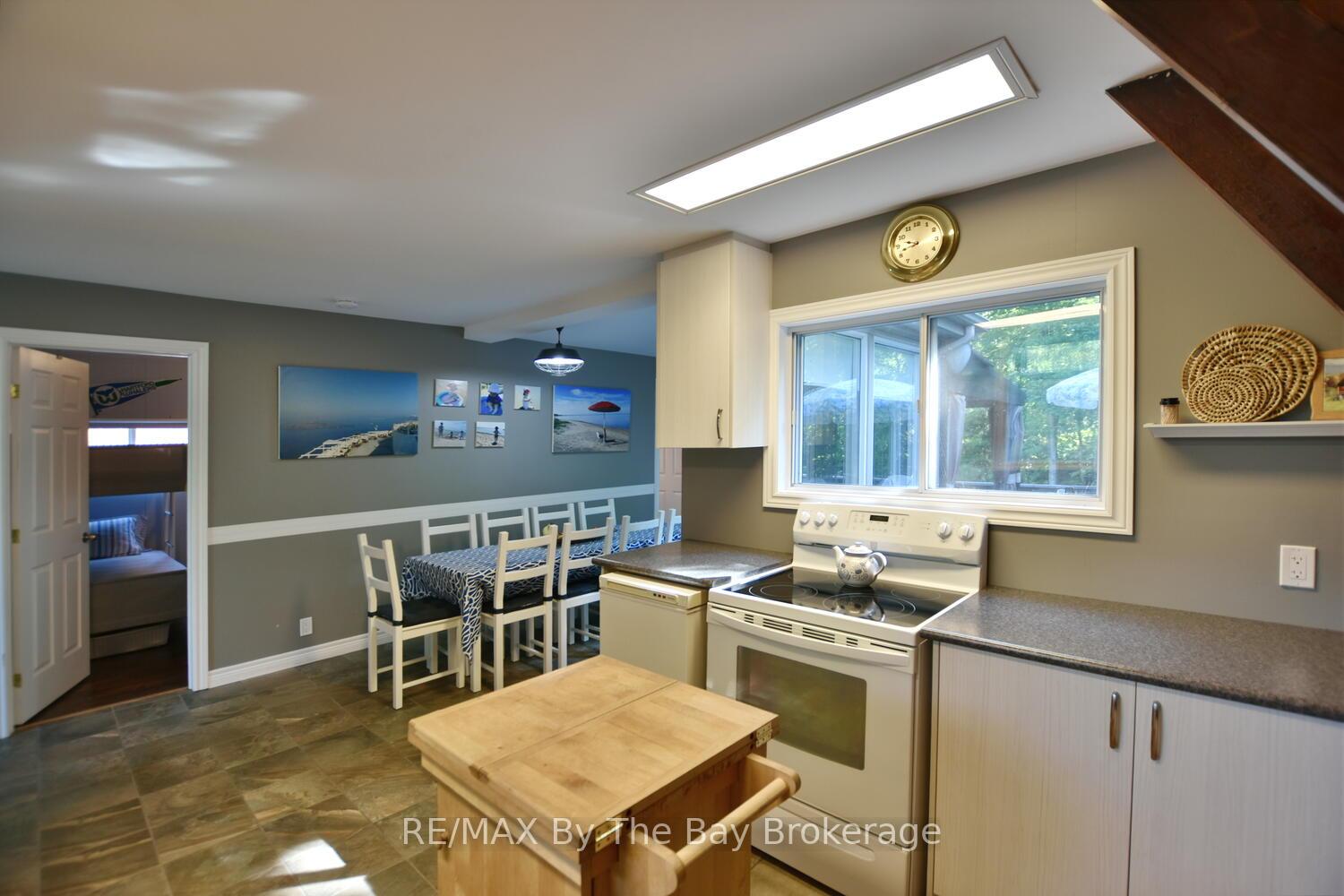 Photo 16 of 1335 River Road E, Wasaga Beach — HOMEH