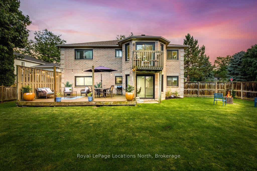 Photo 2 of 1 Timberland Crescent, Wasaga Beach — HOMEH
