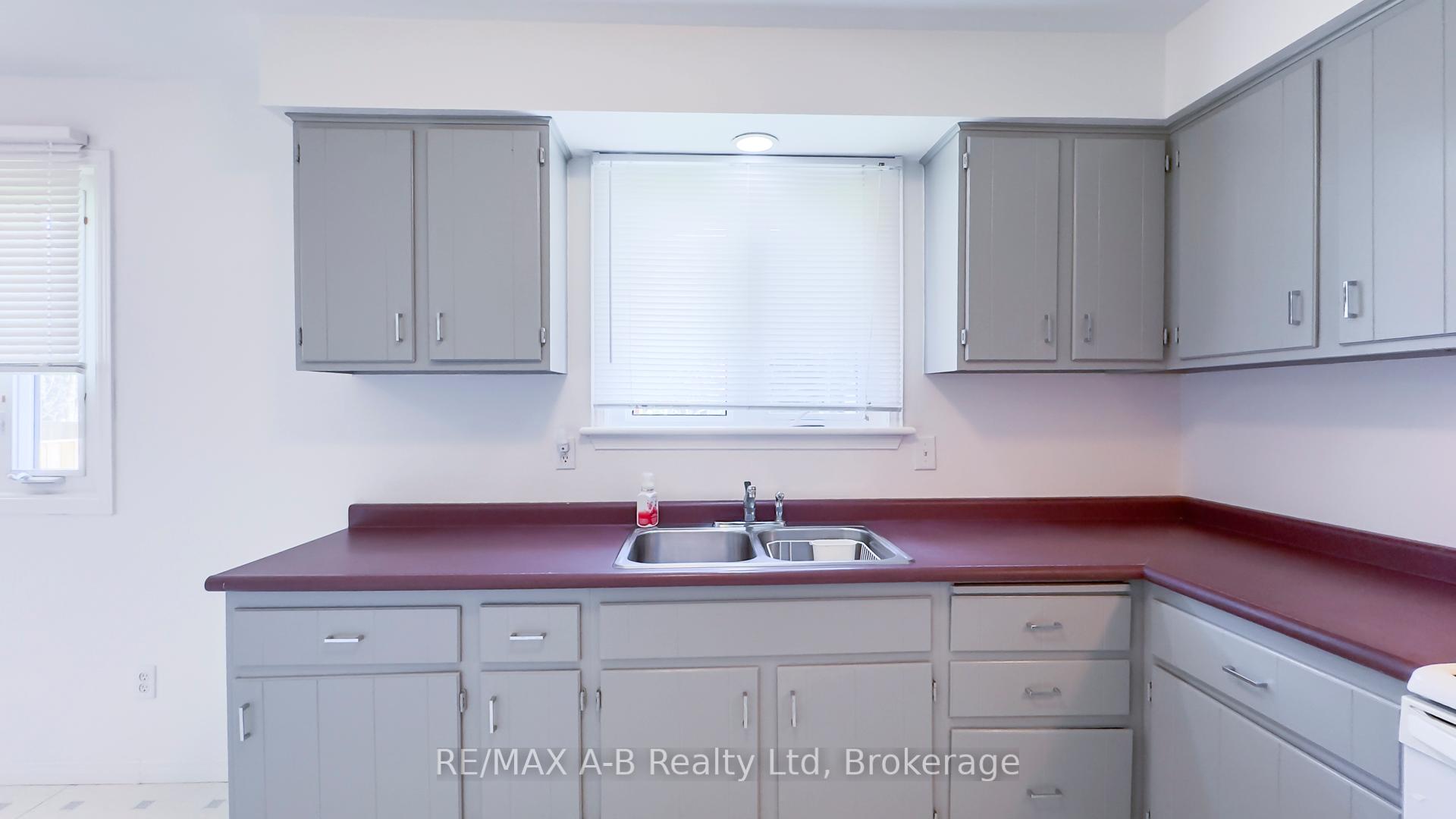 Photo 14 of 221 Coulton Drive, West Perth, Mitchell — HOMEH