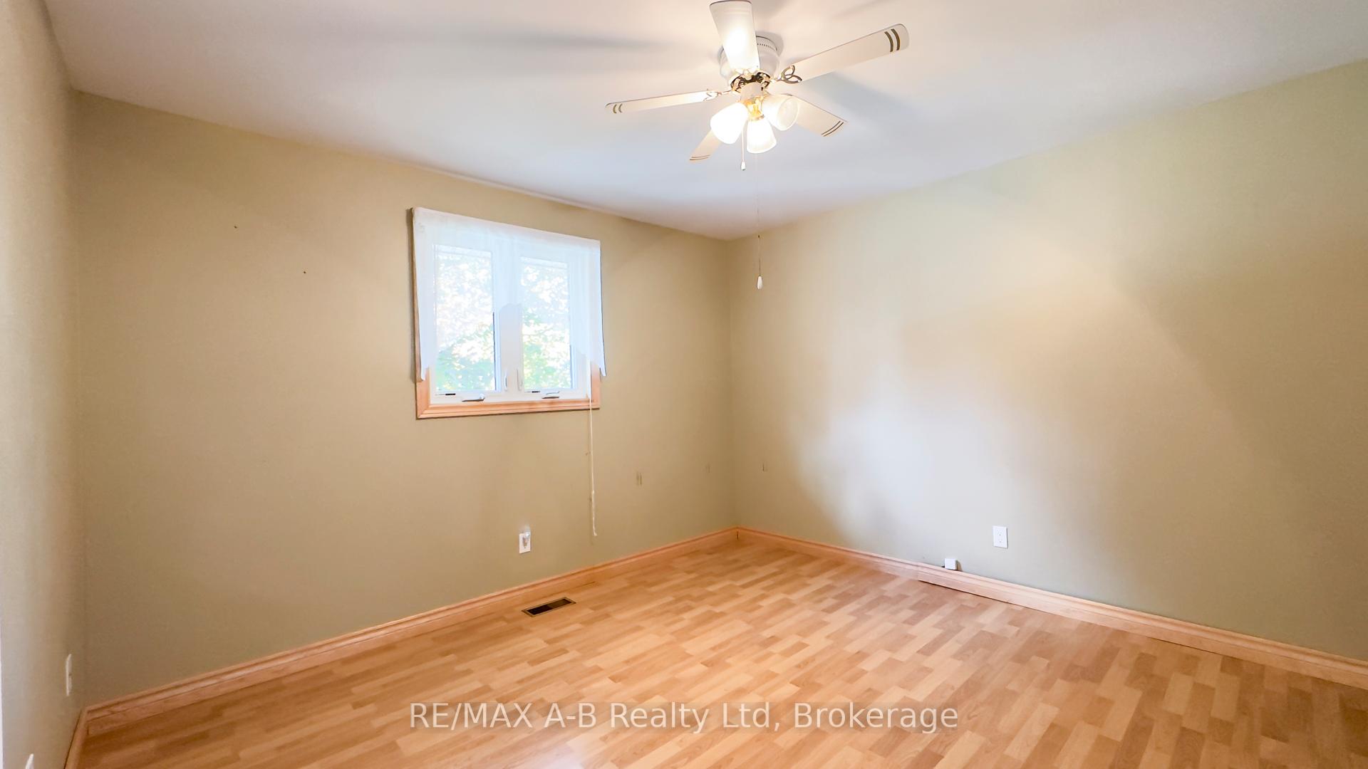 Photo 19 of 221 Coulton Drive, West Perth, Mitchell — HOMEH