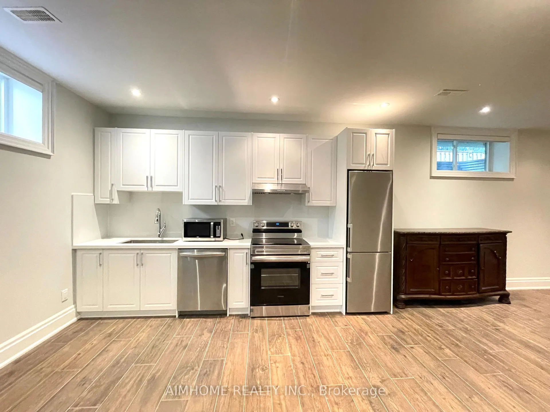 Photo 6 of Unit Bsmt, 25 Payson Avenue, Vaughan, Crestwood-Springfarm-Yorkhill — HOMEH