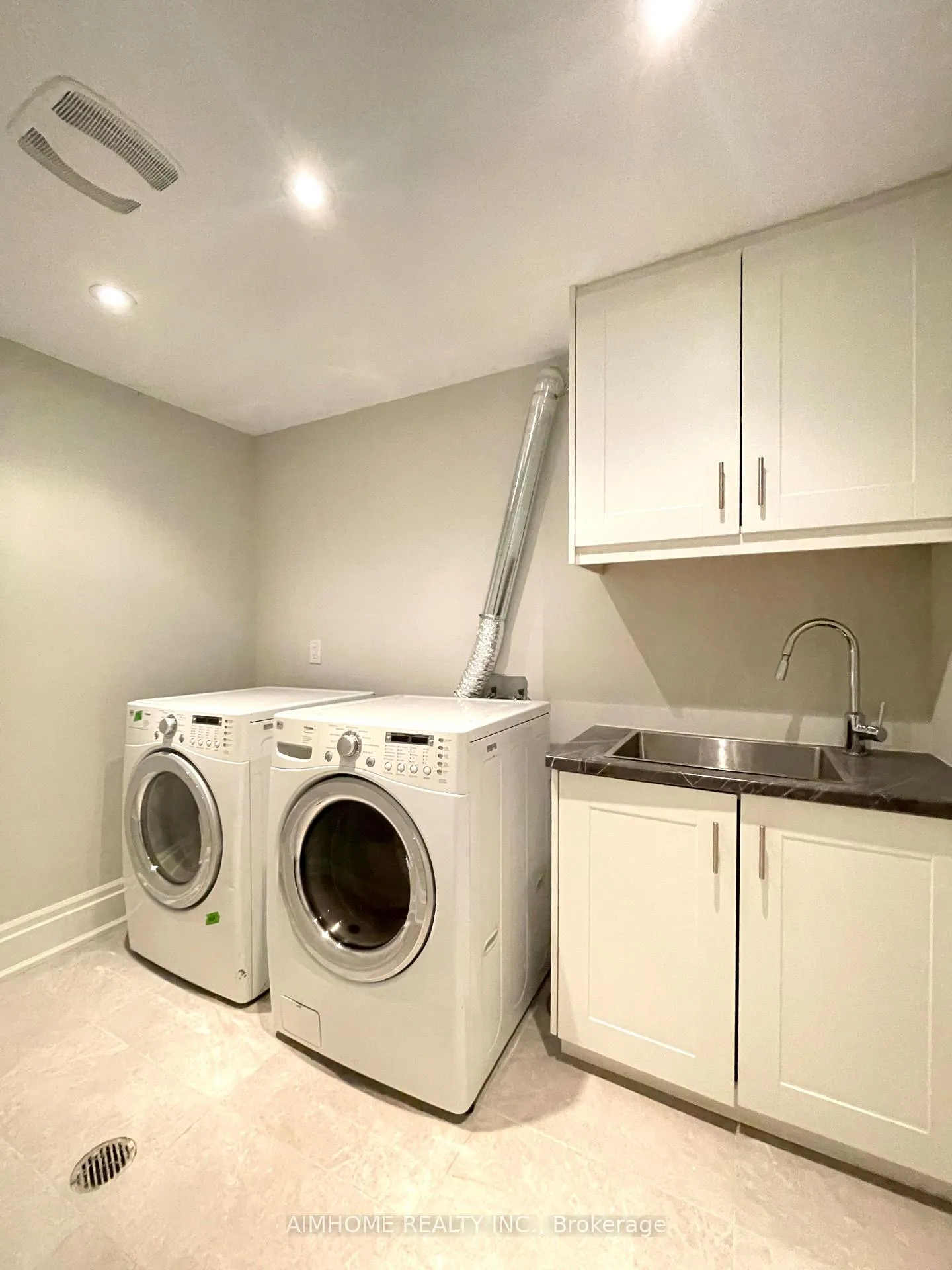 Photo 15 of Unit Bsmt, 25 Payson Avenue, Vaughan, Crestwood-Springfarm-Yorkhill — HOMEH