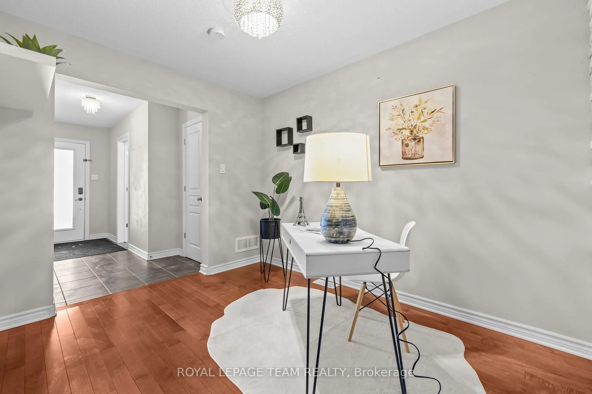 Photo 2 of 92 Stockholm Private, Ottawa, Riverside South/Gloucester Glen — HOMEH