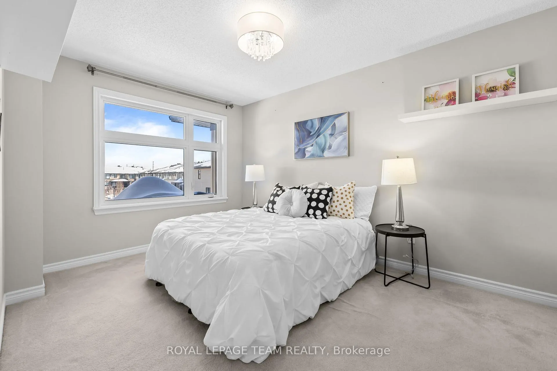 Photo 21 of 92 Stockholm Private, Ottawa, Riverside South/Gloucester Glen — HOMEH