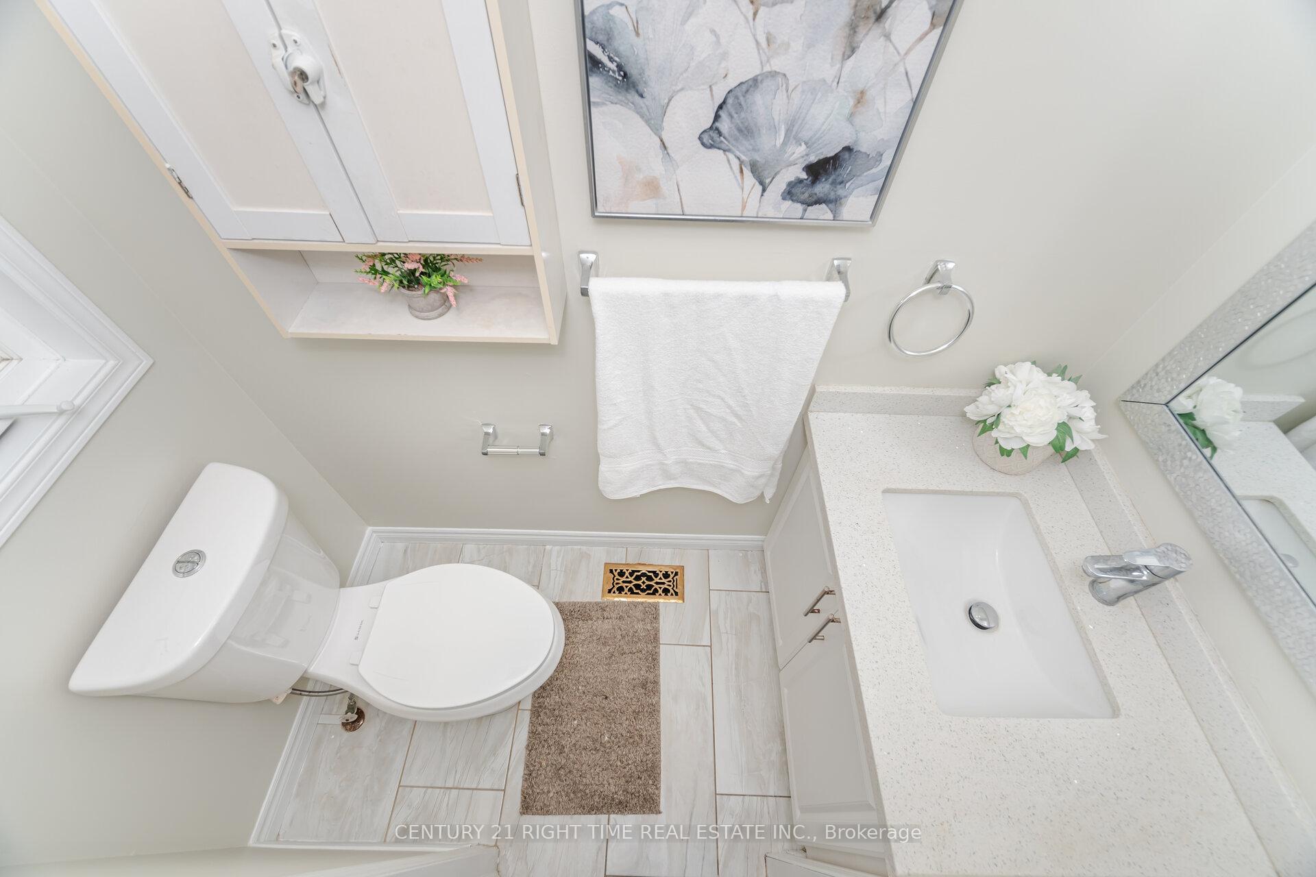 Photo 19 of 525 Chablis Drive, Waterloo — HOMEH