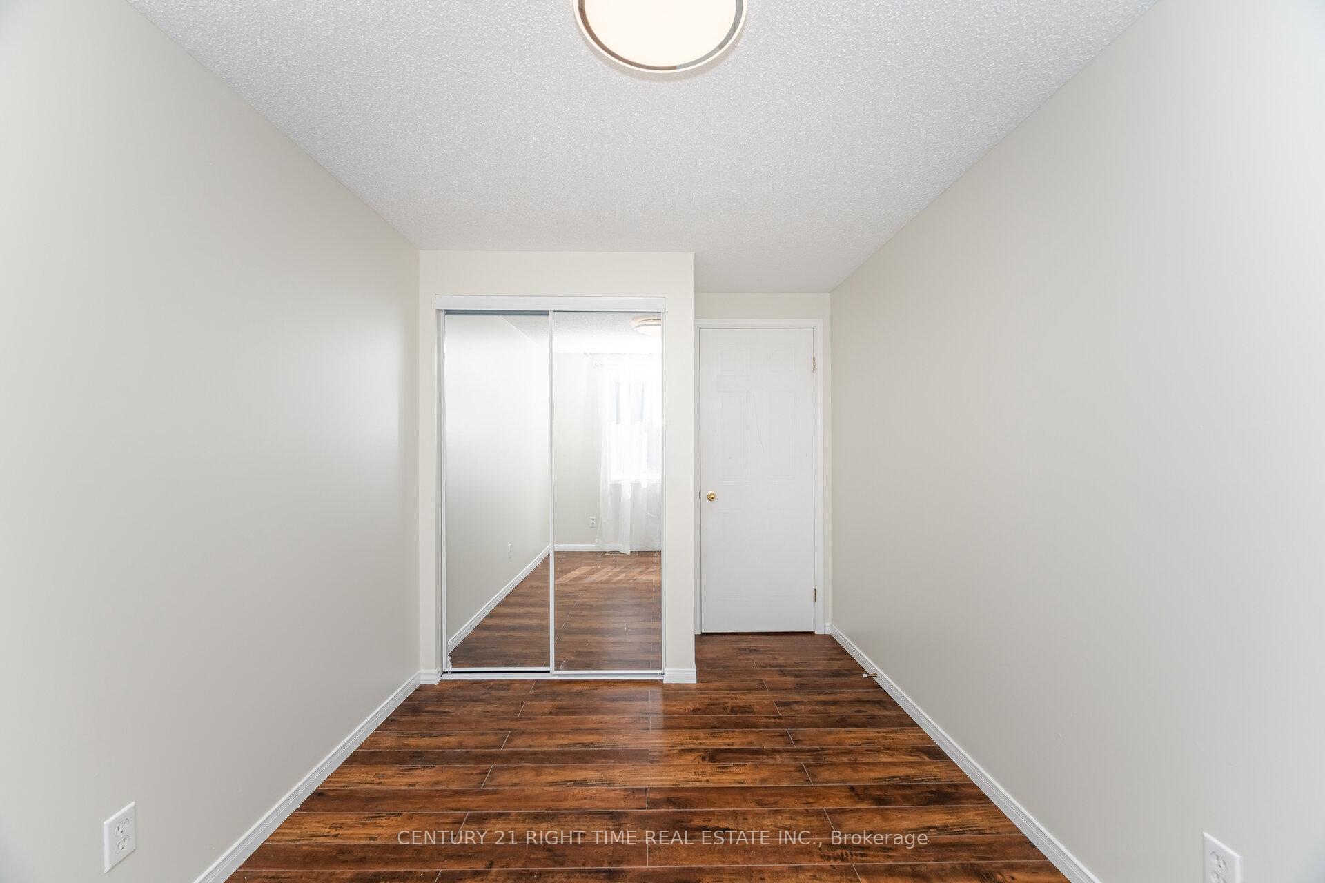 Photo 28 of 525 Chablis Drive, Waterloo — HOMEH