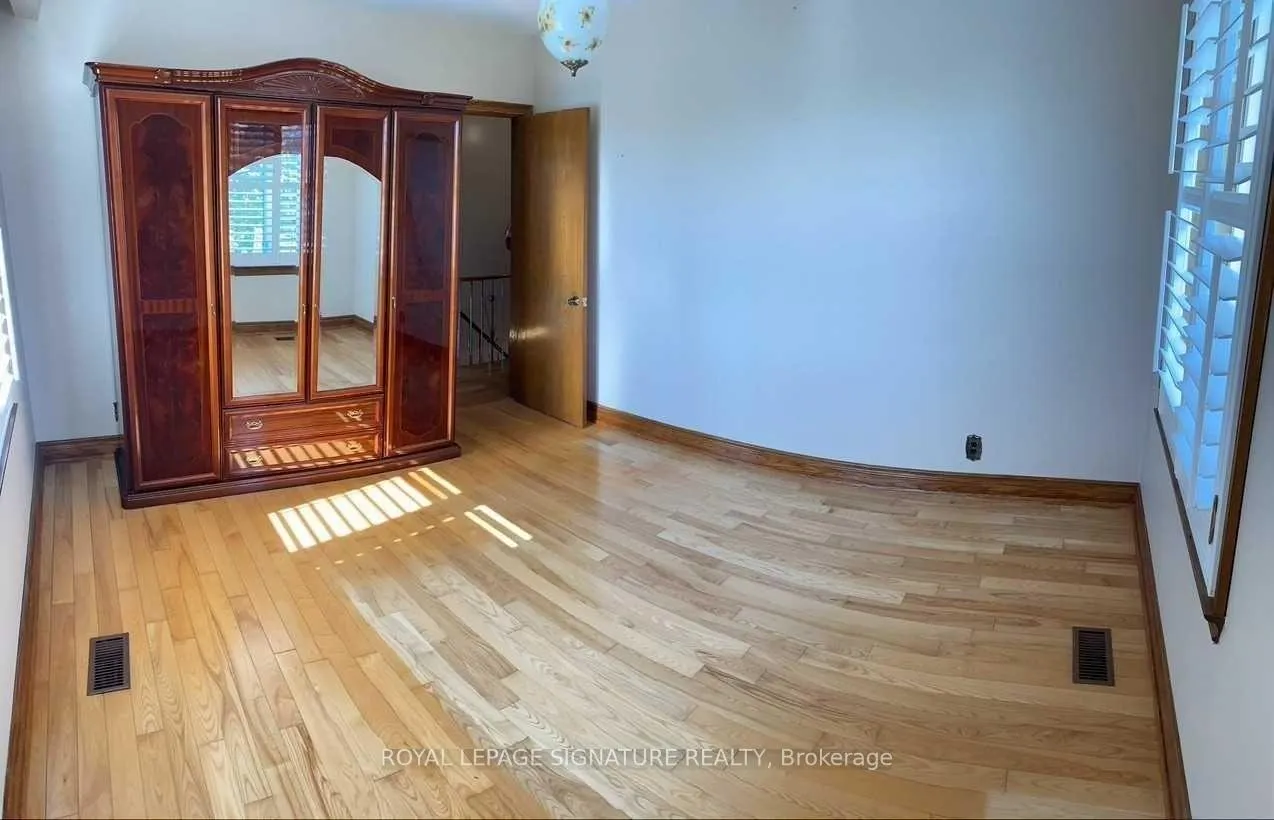 Photo 14 of 10090 Keele Street, Vaughan, Maple — HOMEH
