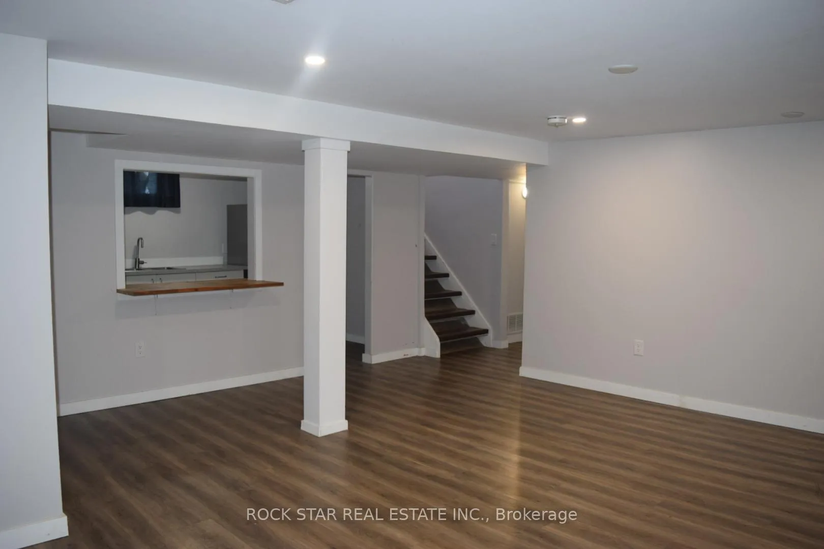 Photo 12 of Unit Lower, 82 Deere Street, Welland, Prince Charles — HOMEH