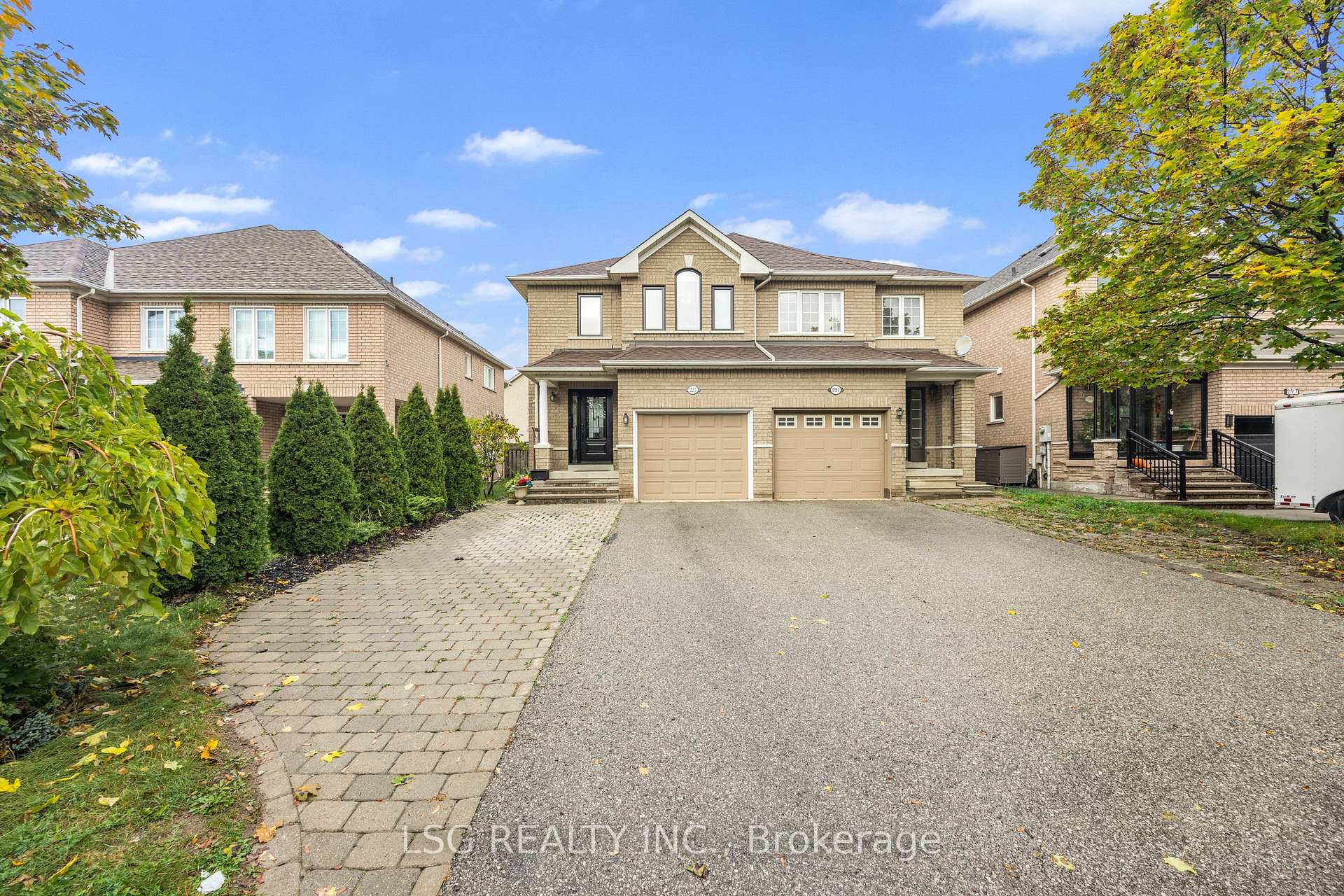 Photo 1 of 223 Foxfield Crescent, Vaughan, Patterson — HOMEH