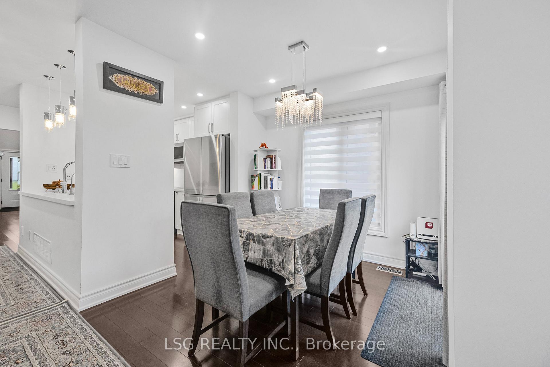 Photo 9 of 223 Foxfield Crescent, Vaughan, Patterson — HOMEH