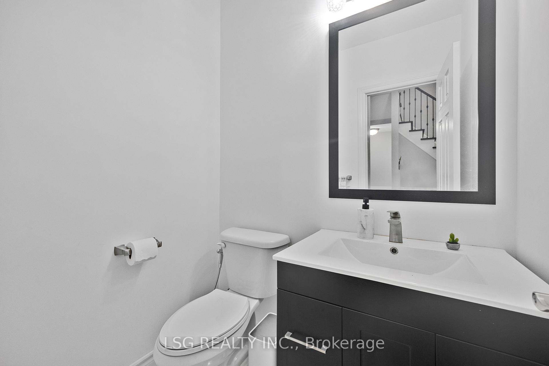 Photo 30 of 223 Foxfield Crescent, Vaughan, Patterson — HOMEH