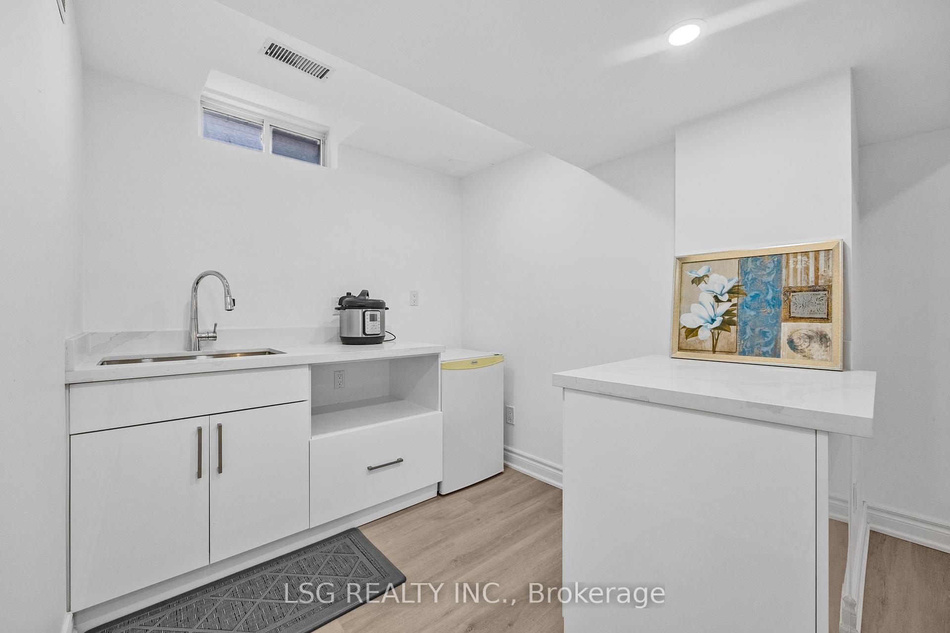 Photo 36 of 223 Foxfield Crescent, Vaughan, Patterson — HOMEH