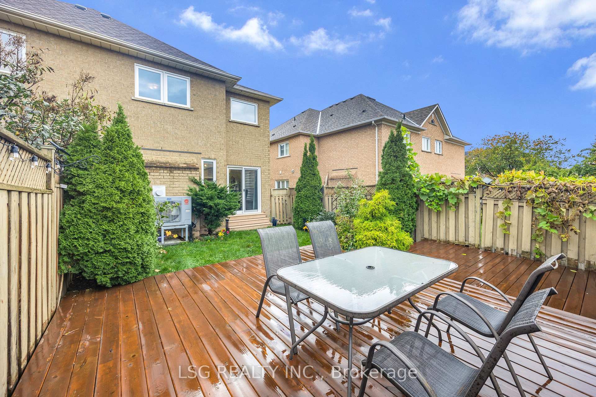 Photo 41 of 223 Foxfield Crescent, Vaughan, Patterson — HOMEH