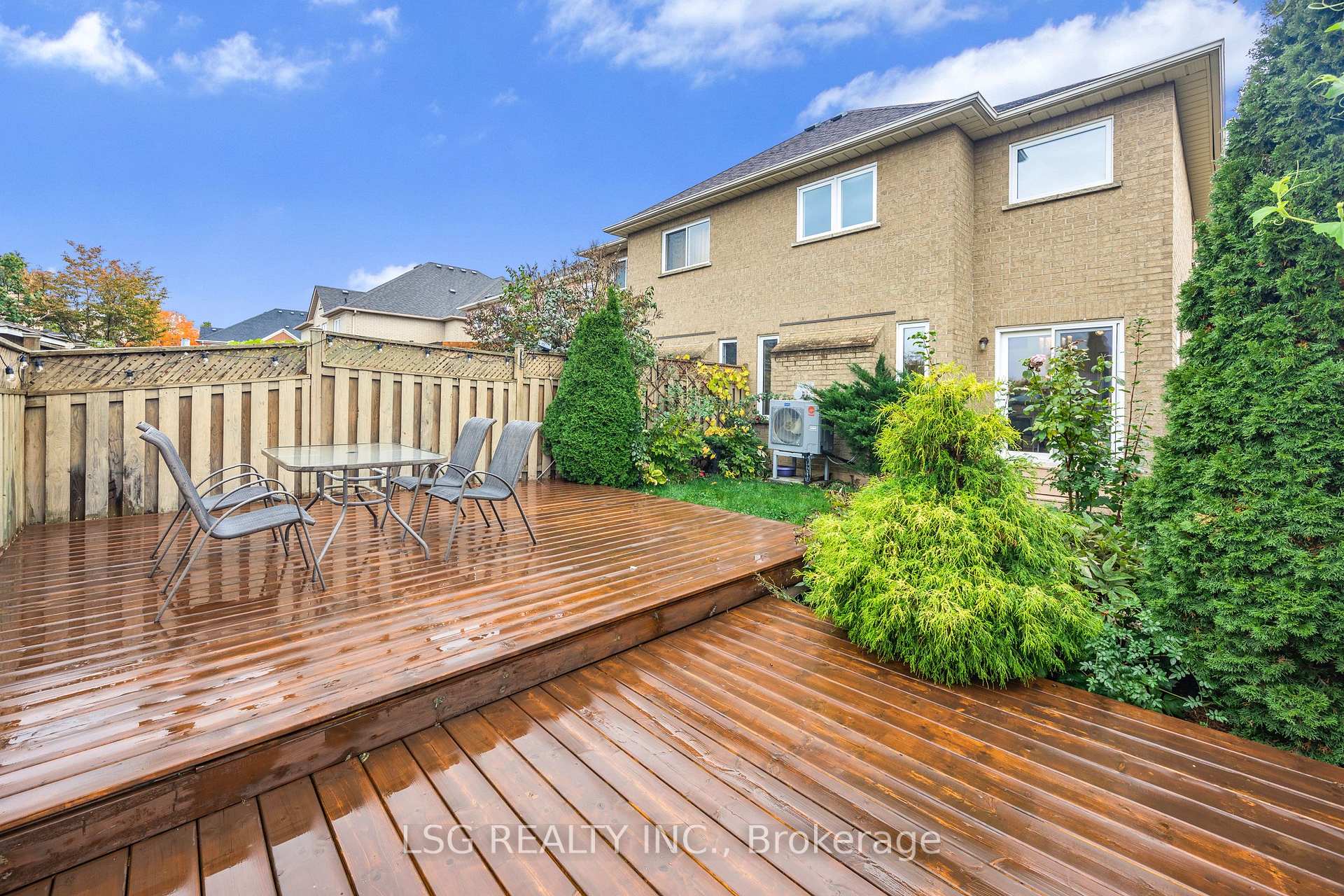 Photo 42 of 223 Foxfield Crescent, Vaughan, Patterson — HOMEH
