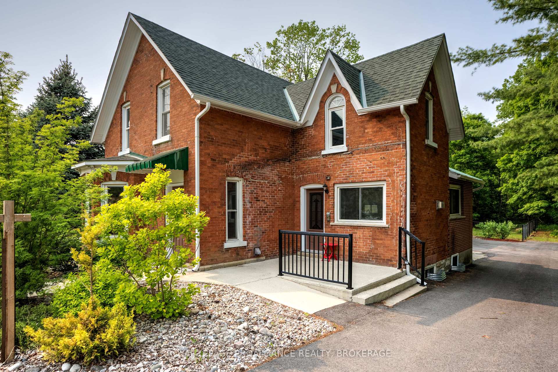 Photo 2 of 46 Bedford Street, Westport — HOMEH
